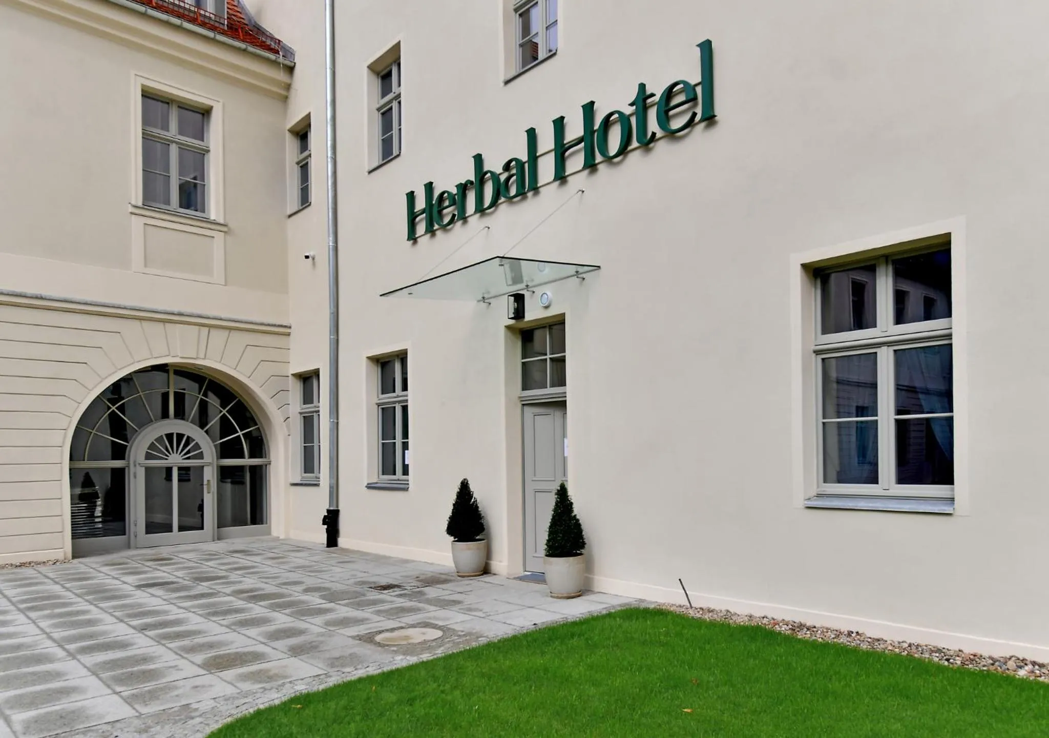 Property building in Herbal Hotel Wrocław