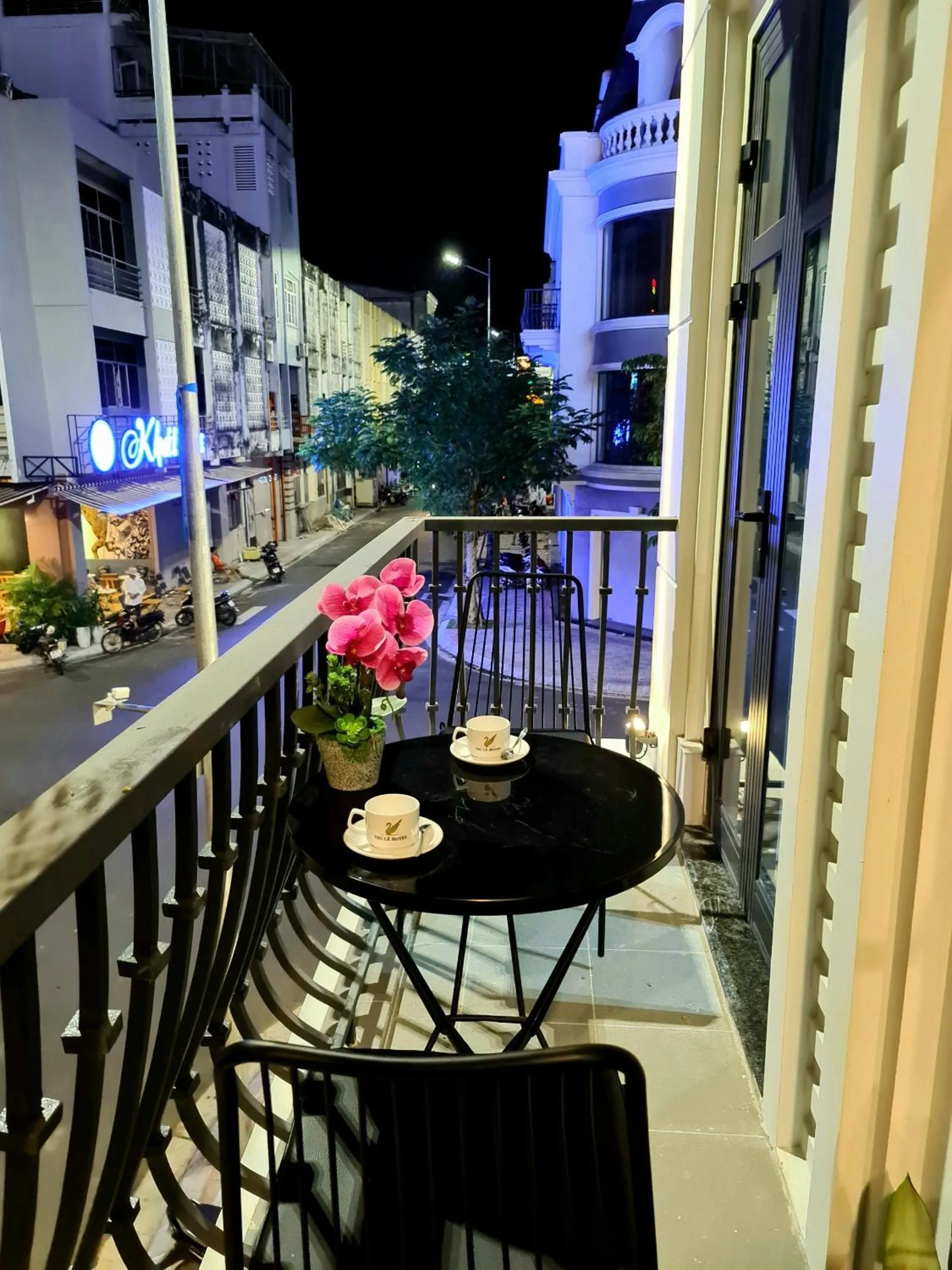Balcony/Terrace in THƯ LÊ Hotel