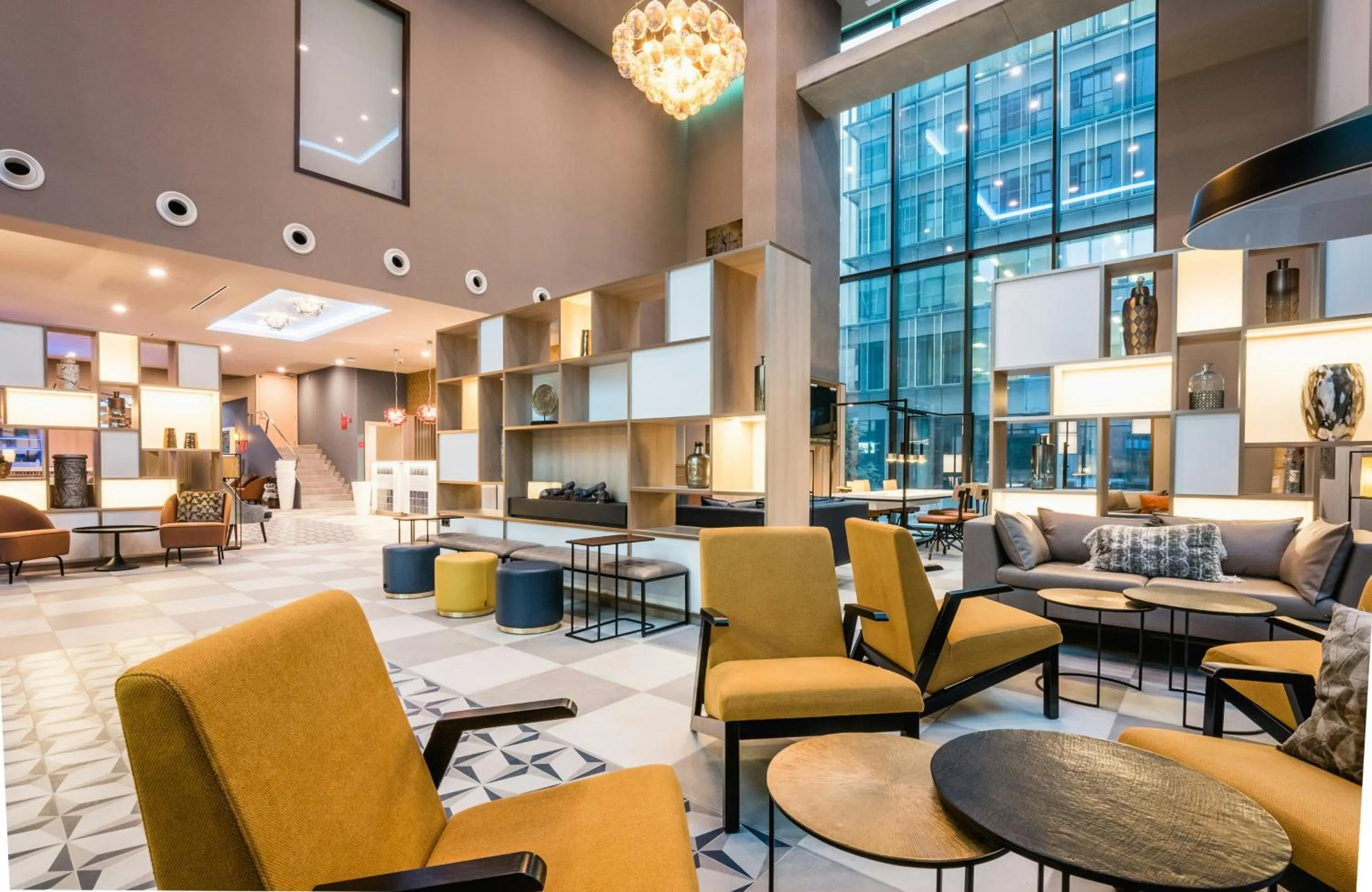 Lounge or bar in Leonardo Royal Hotel Barcelona Fira