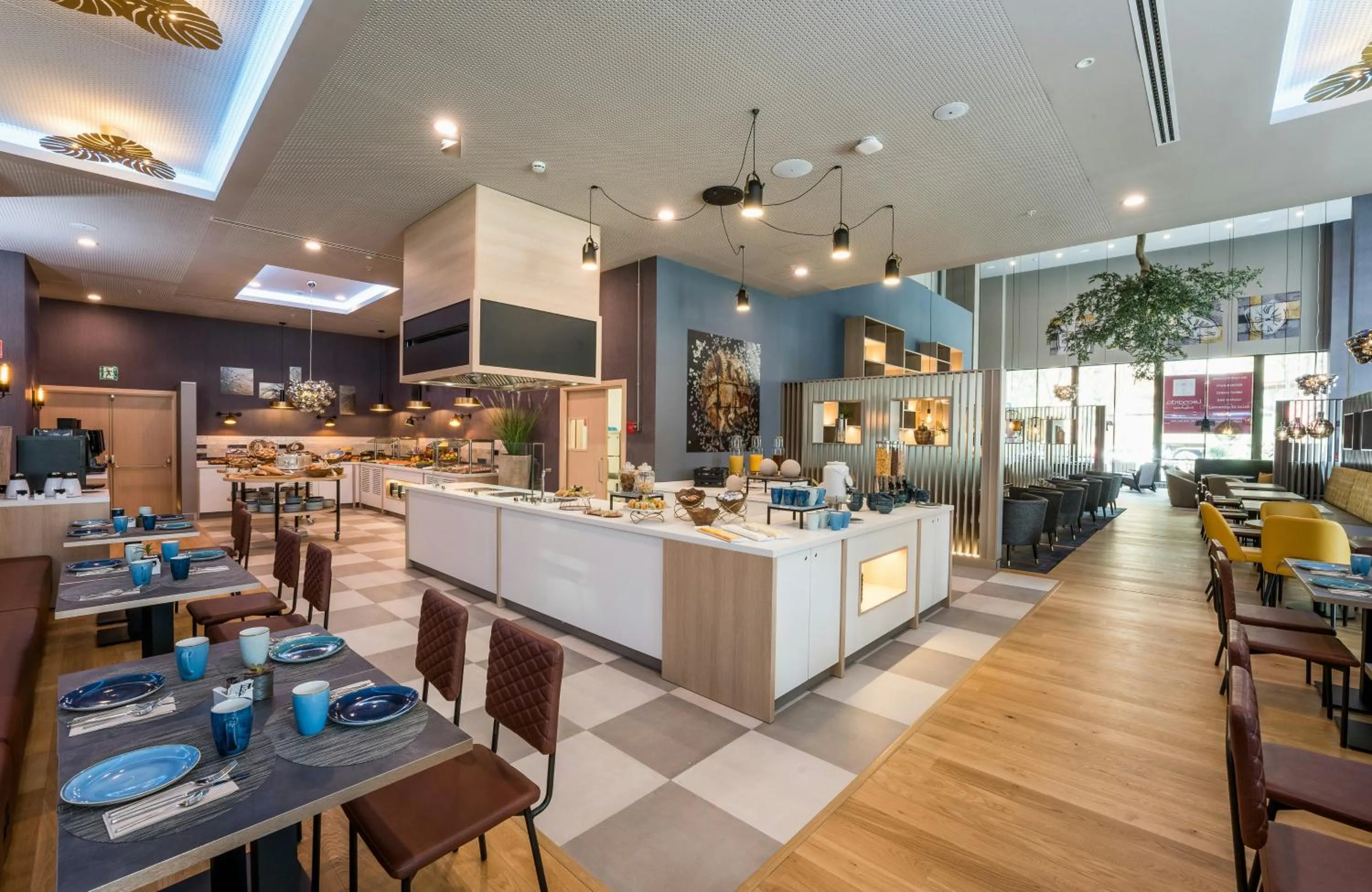 Breakfast in Leonardo Royal Hotel Barcelona Fira