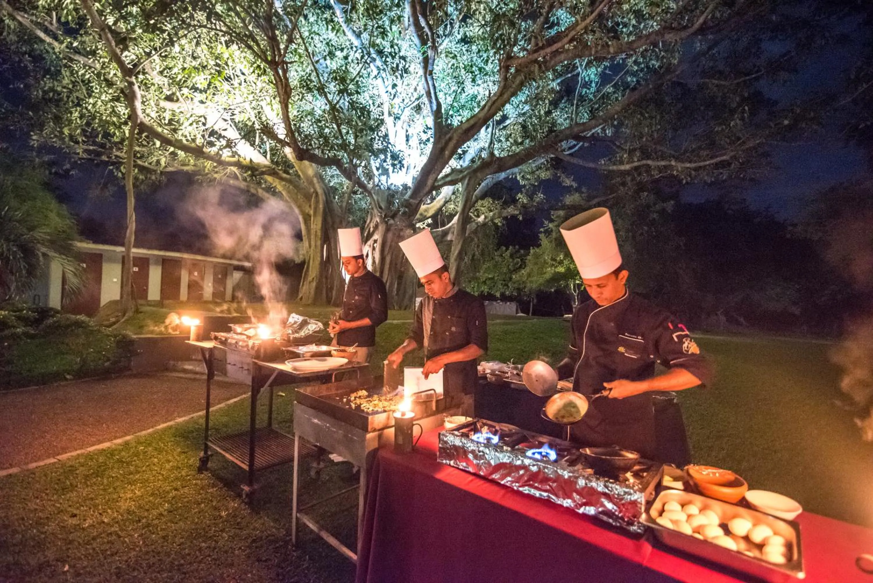 BBQ facilities in Mahanuge Hotel Polonnaruwa