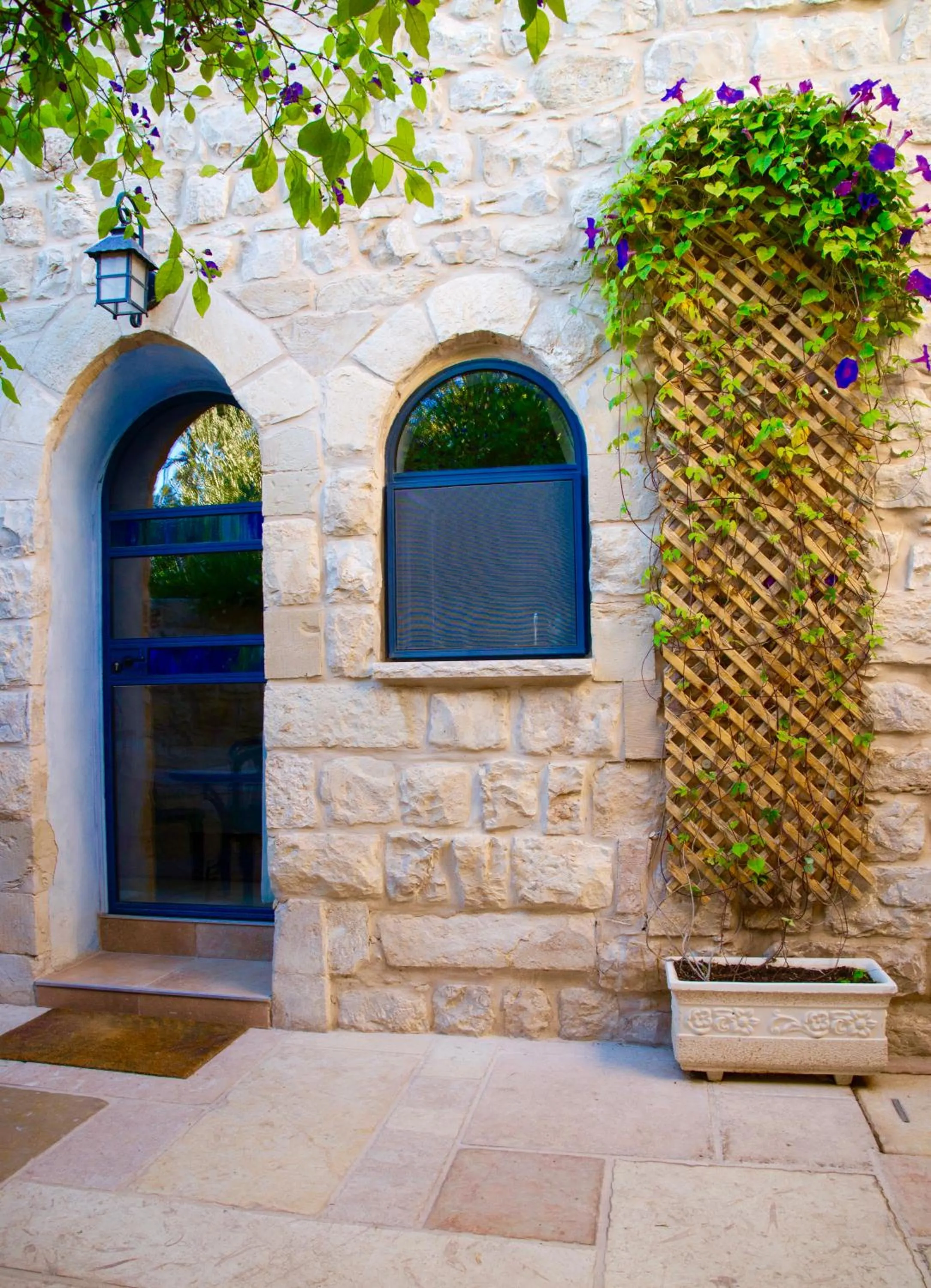 Facade/entrance in Artist Quarter Guesthouse B&B