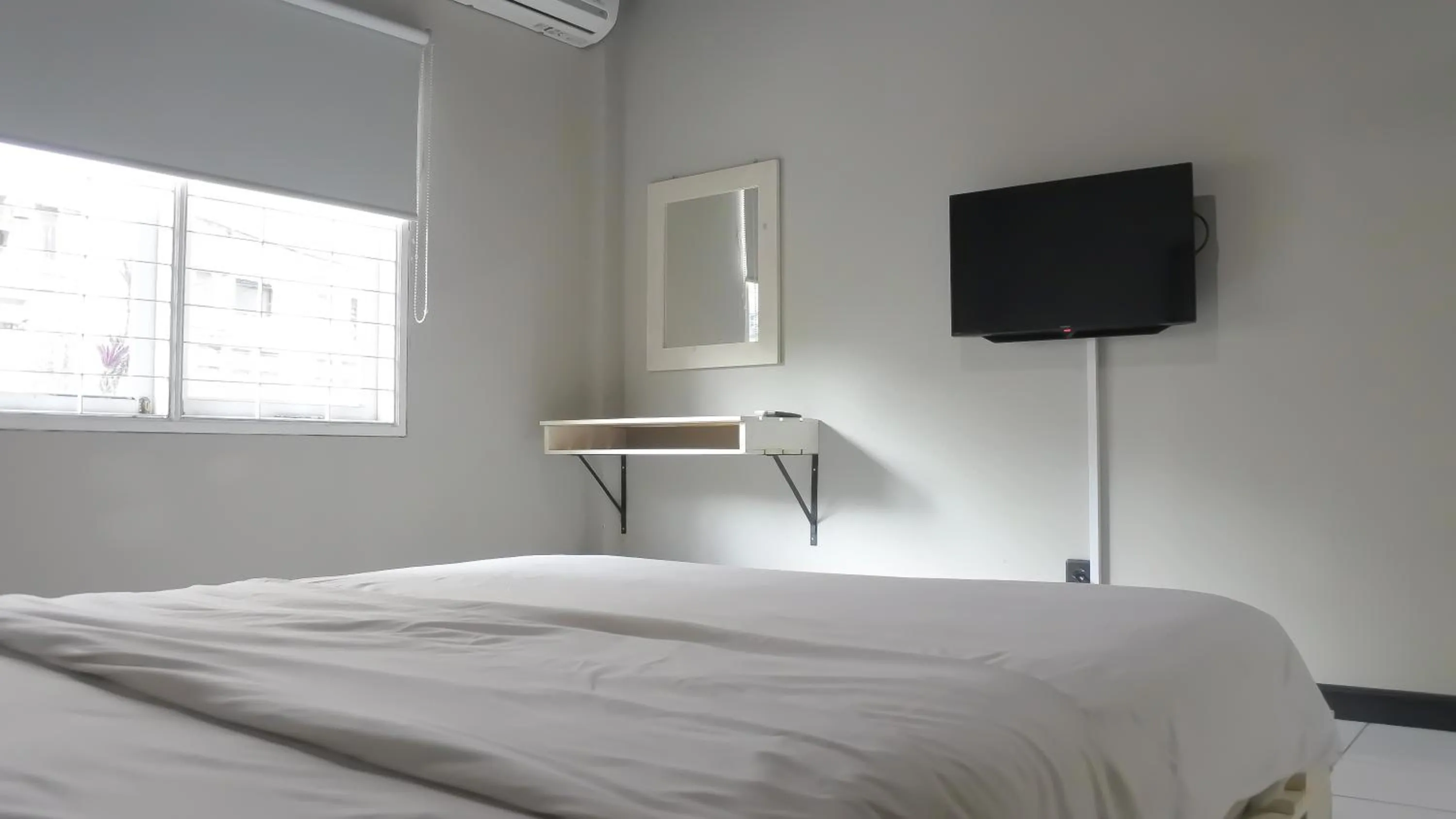 Bed in RedDoorz near Exit Toll Pasteur 5