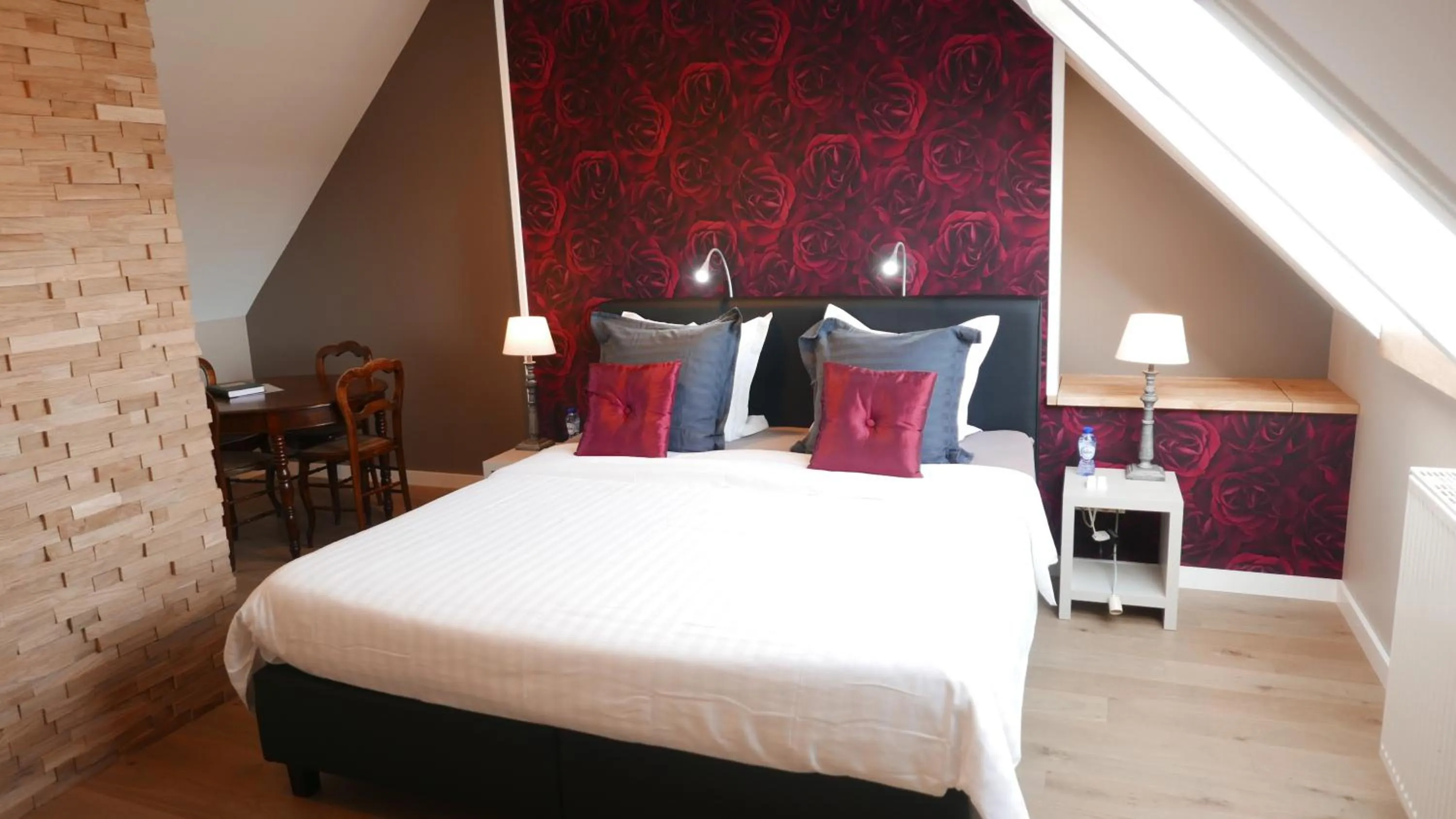 Photo of the whole room, Bed in B&B Bella en Basiel