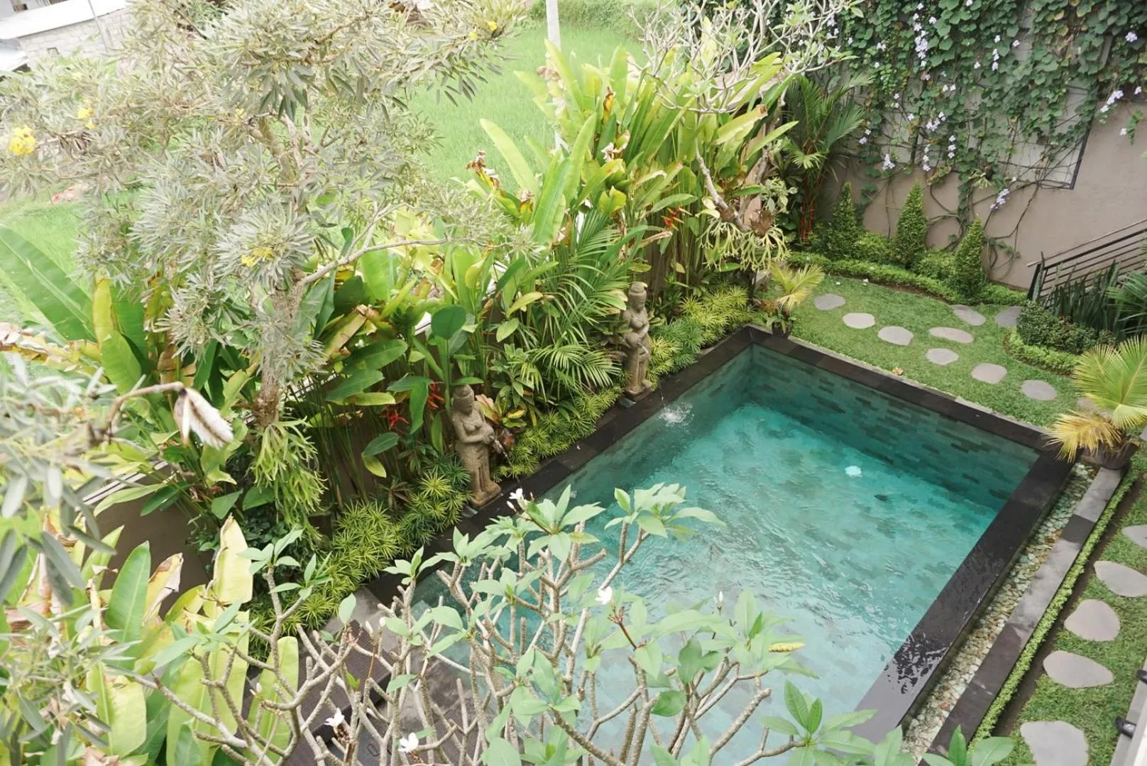 Swimming pool in Villa Semujan Ubud
