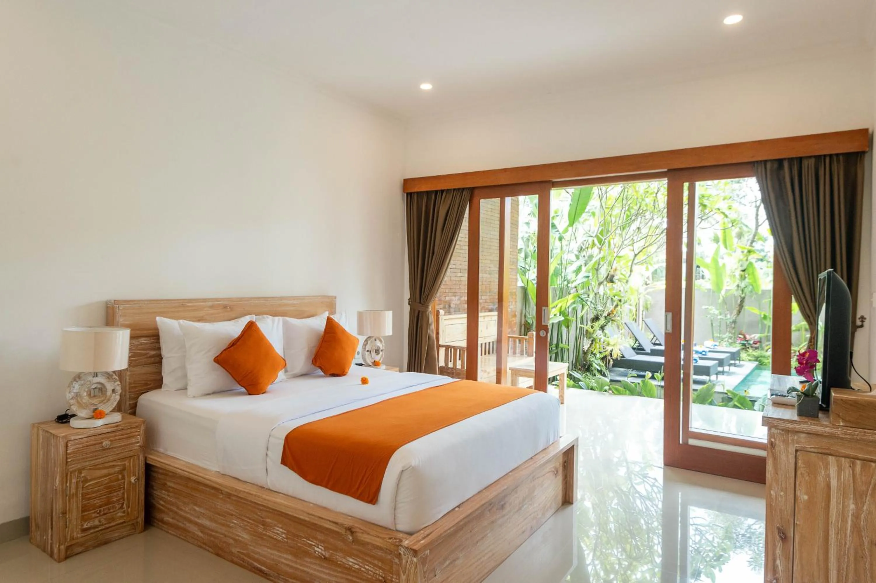 Bedroom, Bed in Villa Semujan Ubud