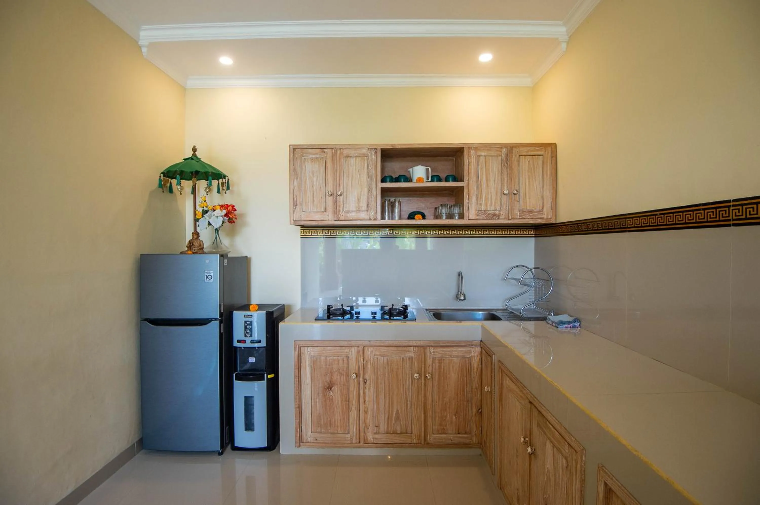 Kitchen or kitchenette in Villa Semujan Ubud