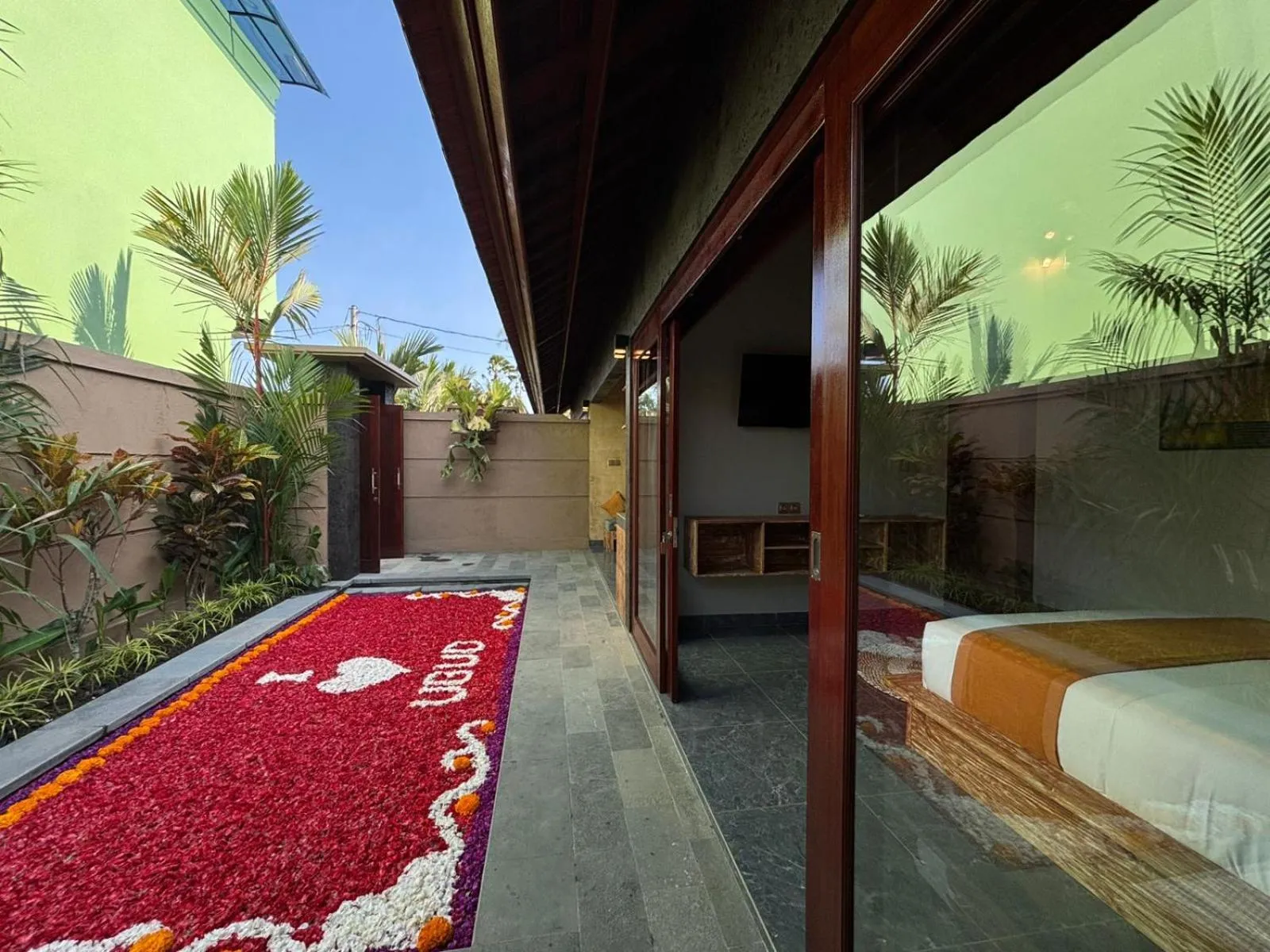 Pool view in Villa Semujan Ubud