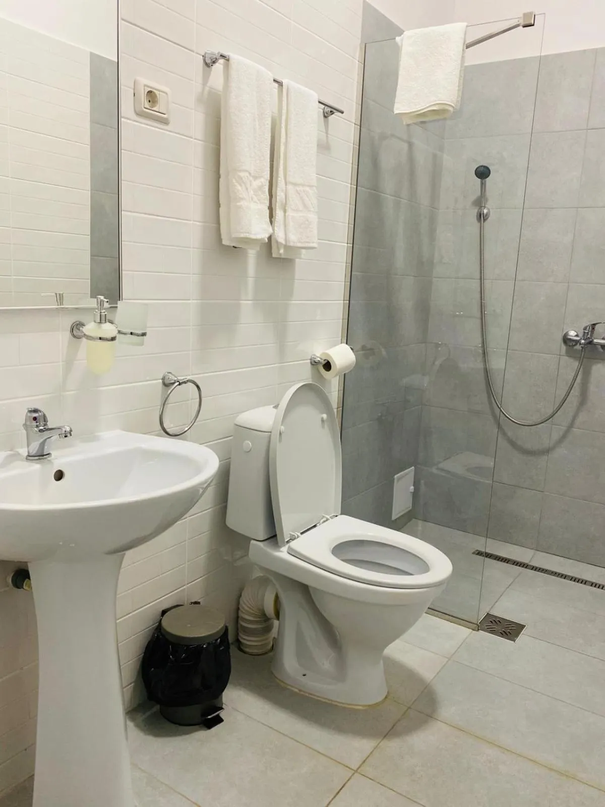 Shower in Pensiunea Urban Point