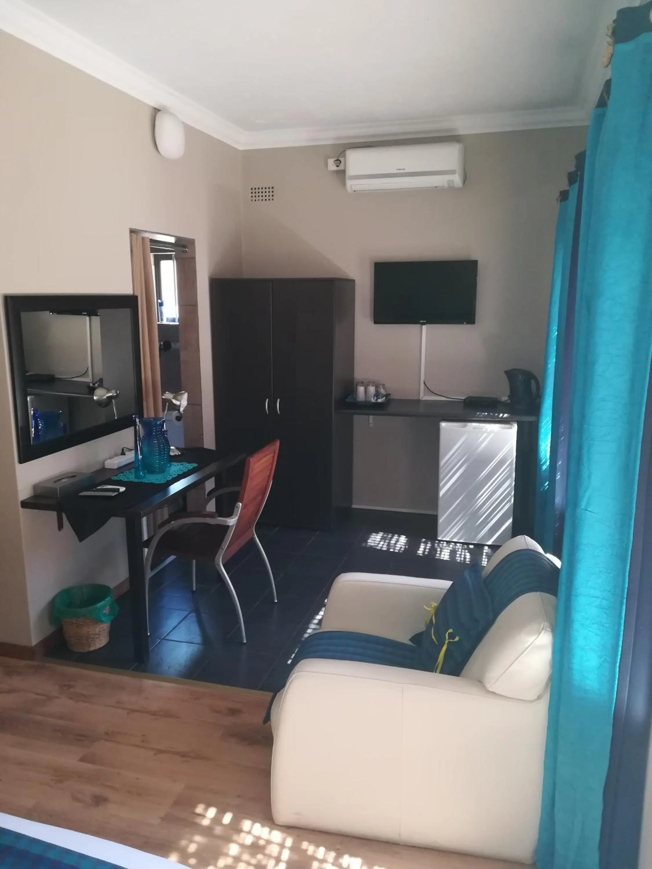 Decorative detail in 24 Onvrey Guest House