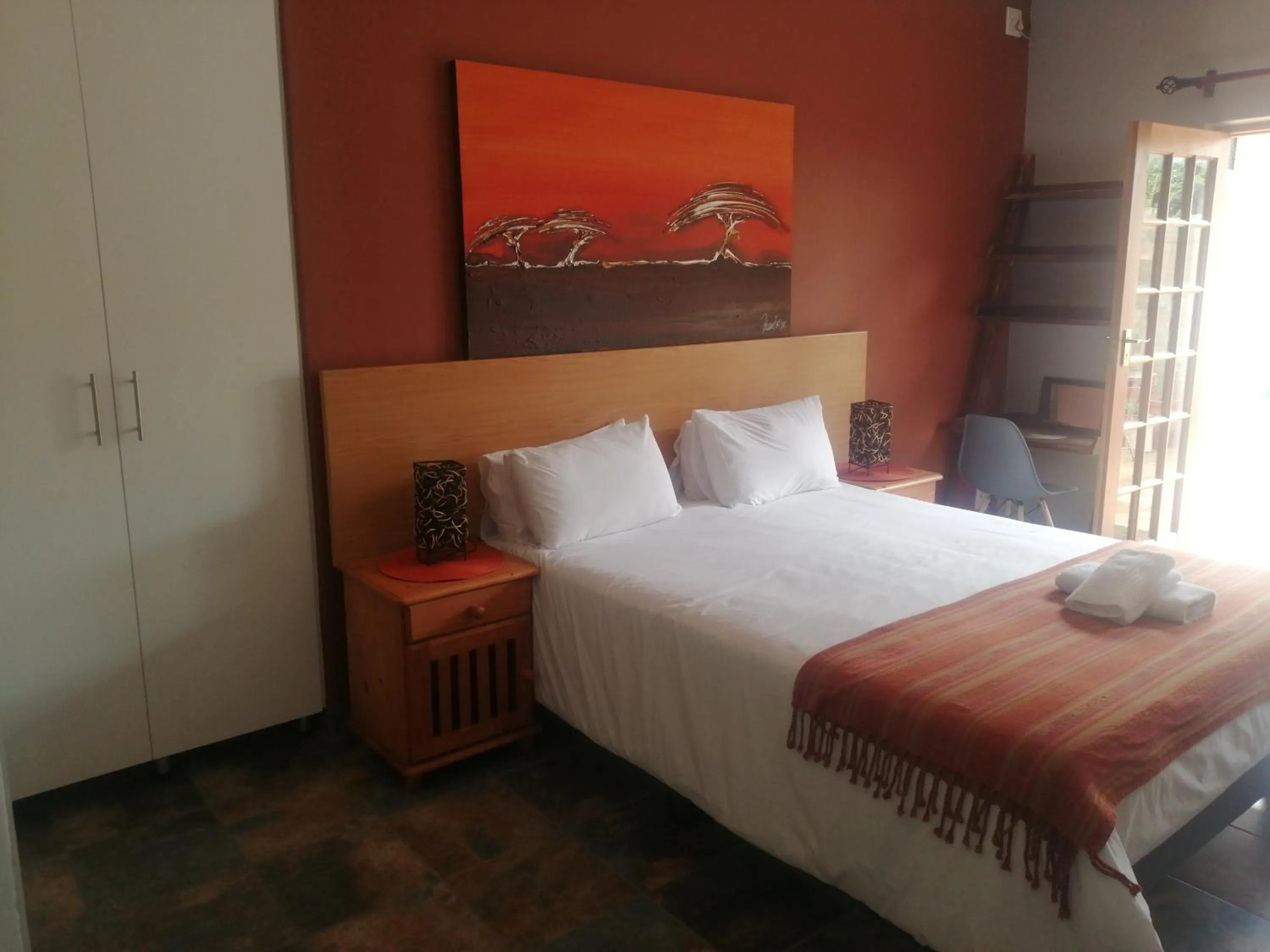 Bedroom, Bed in 24 Onvrey Guest House