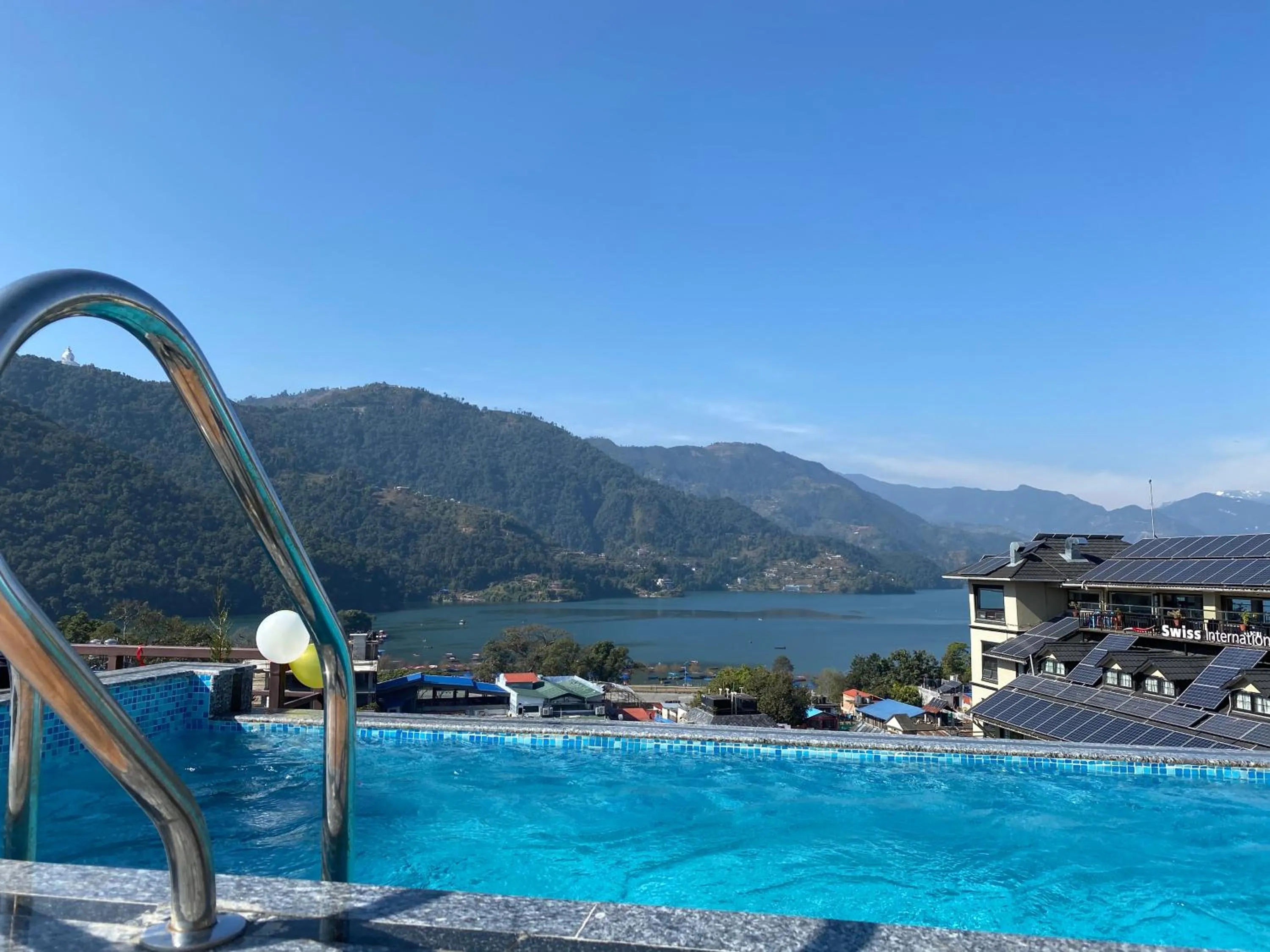 Swimming pool in Hotel Shaara