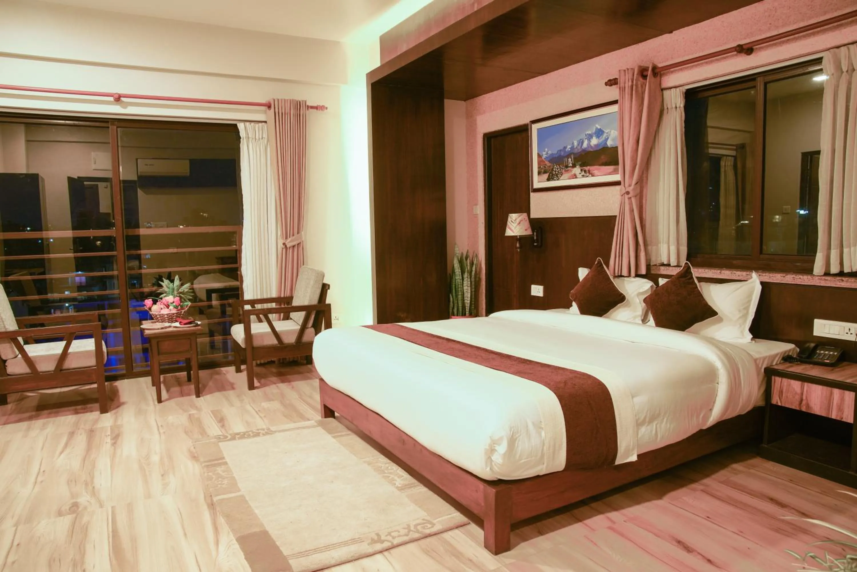 Photo of the whole room in Hotel Shaara