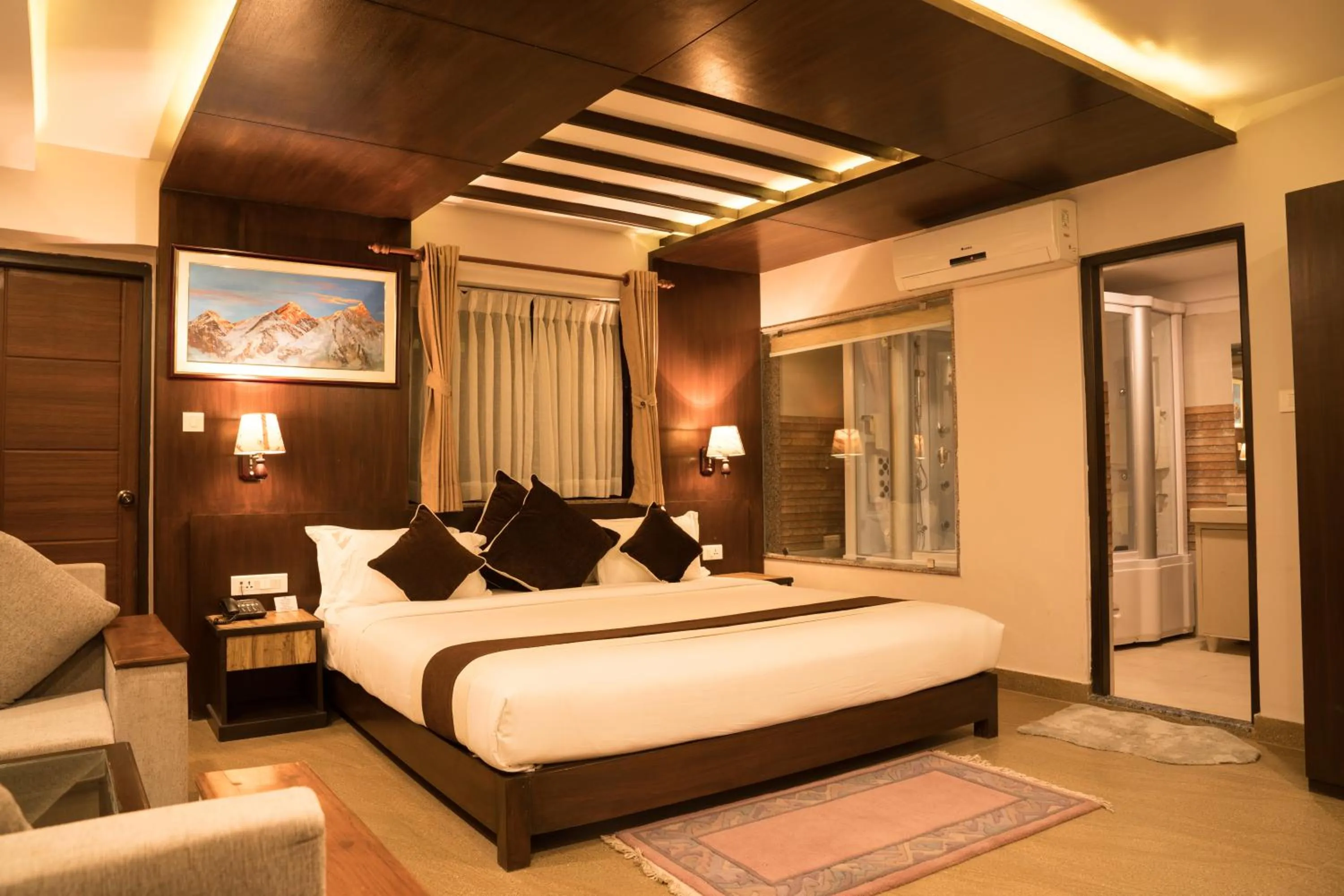 Photo of the whole room in Hotel Shaara