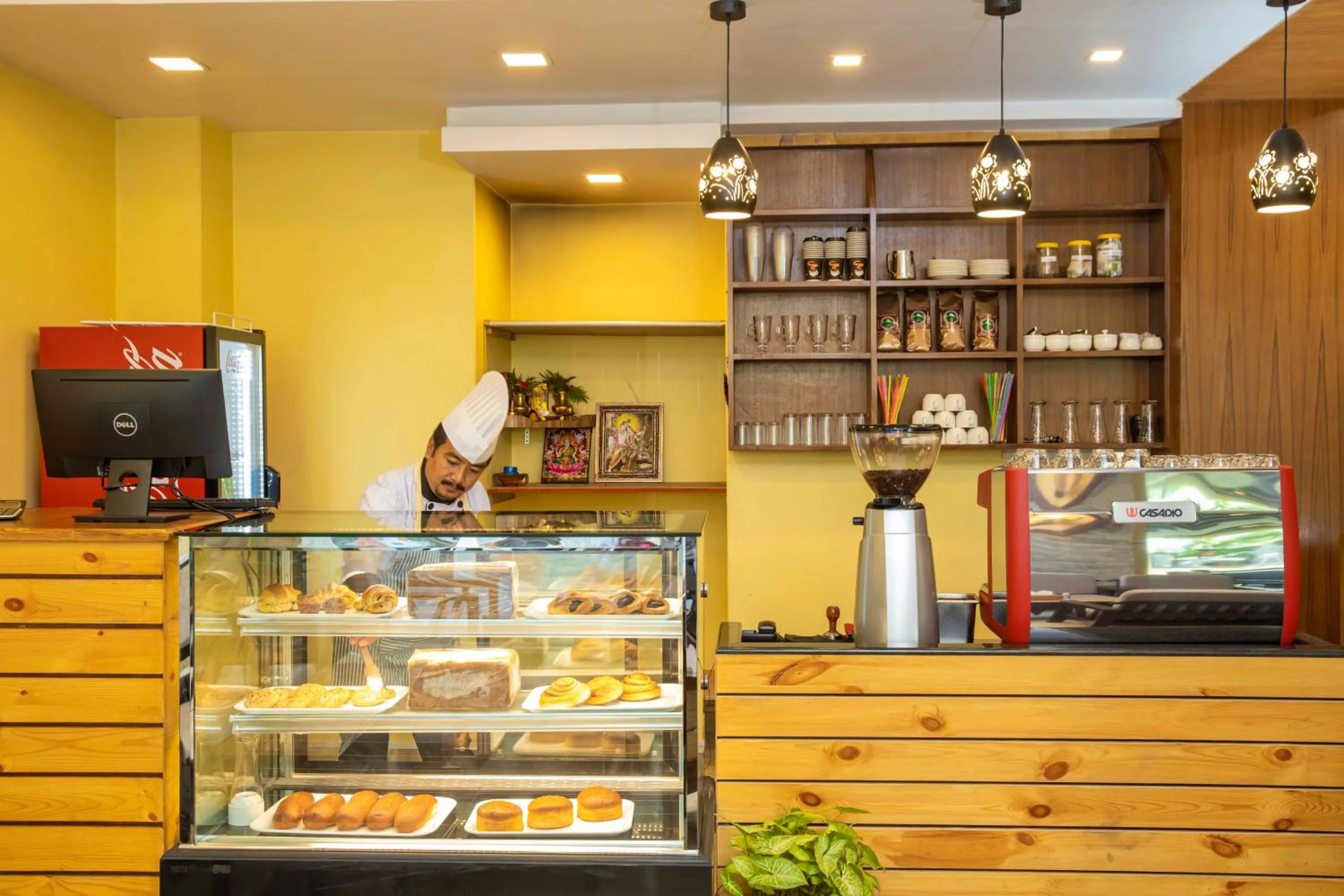 Food and drinks in Hotel Shaara