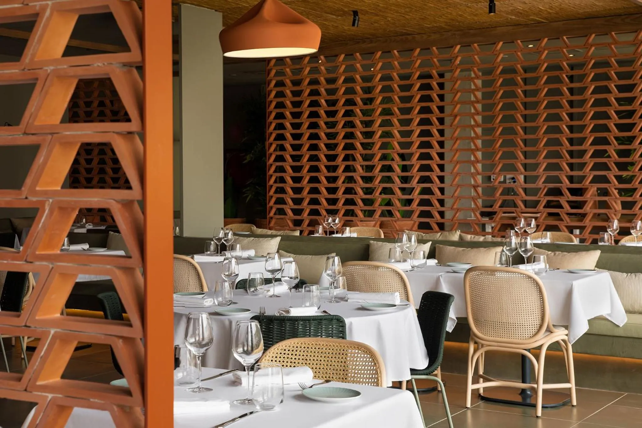 Restaurant/places to eat in Atzavara Hotel & Spa