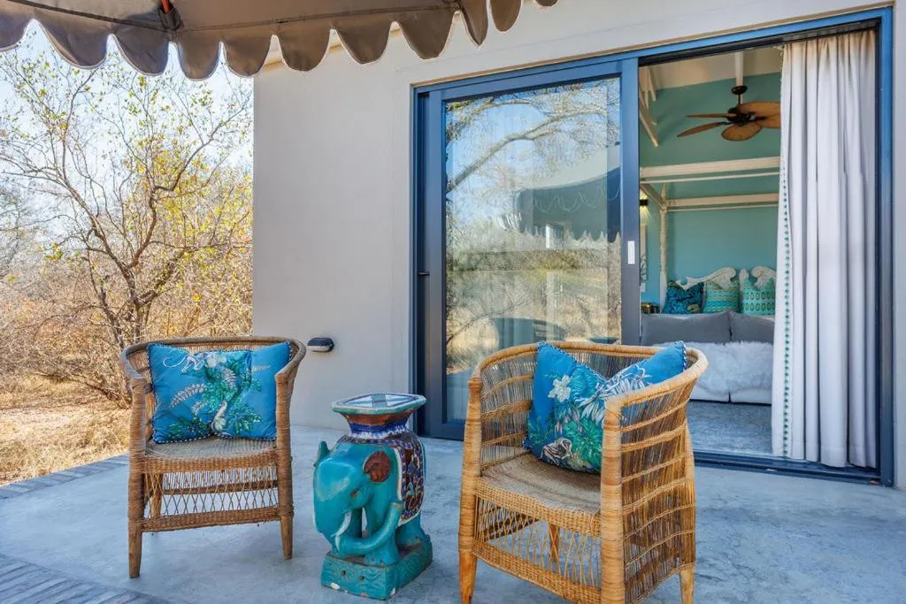 Safari Moon Luxury Bush Lodge