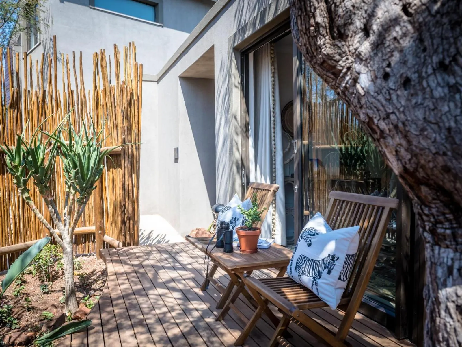 Patio in Safari Moon Luxury Bush Lodge