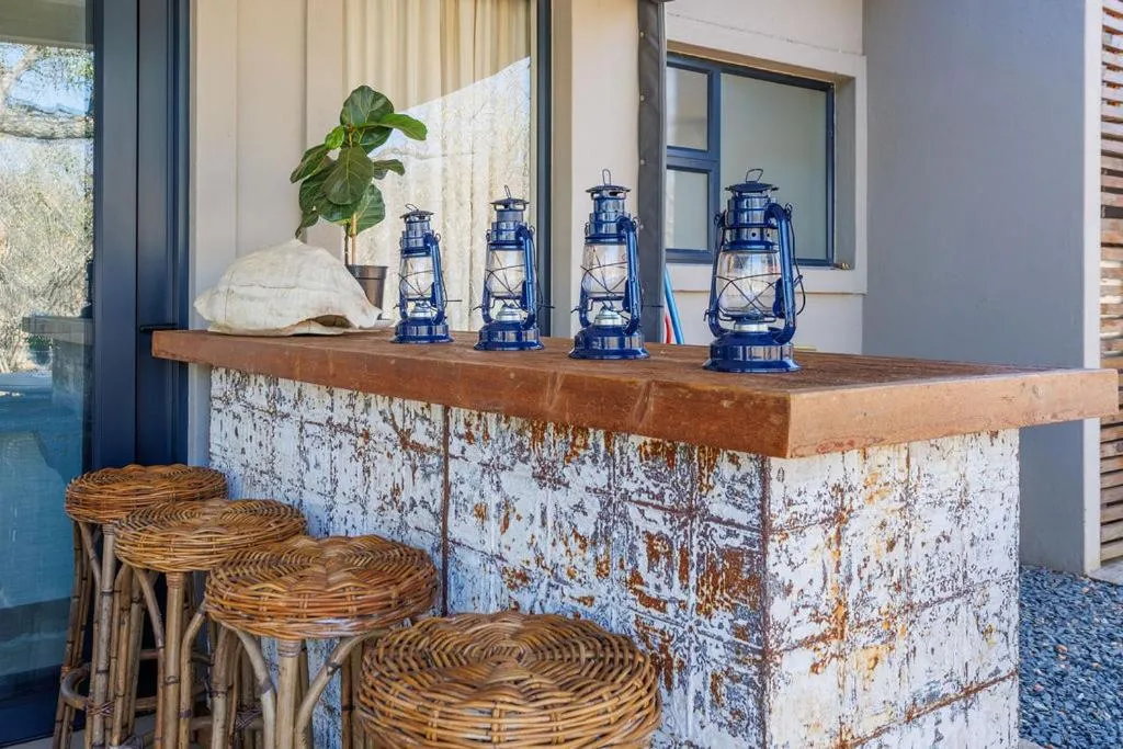 Safari Moon Luxury Bush Lodge