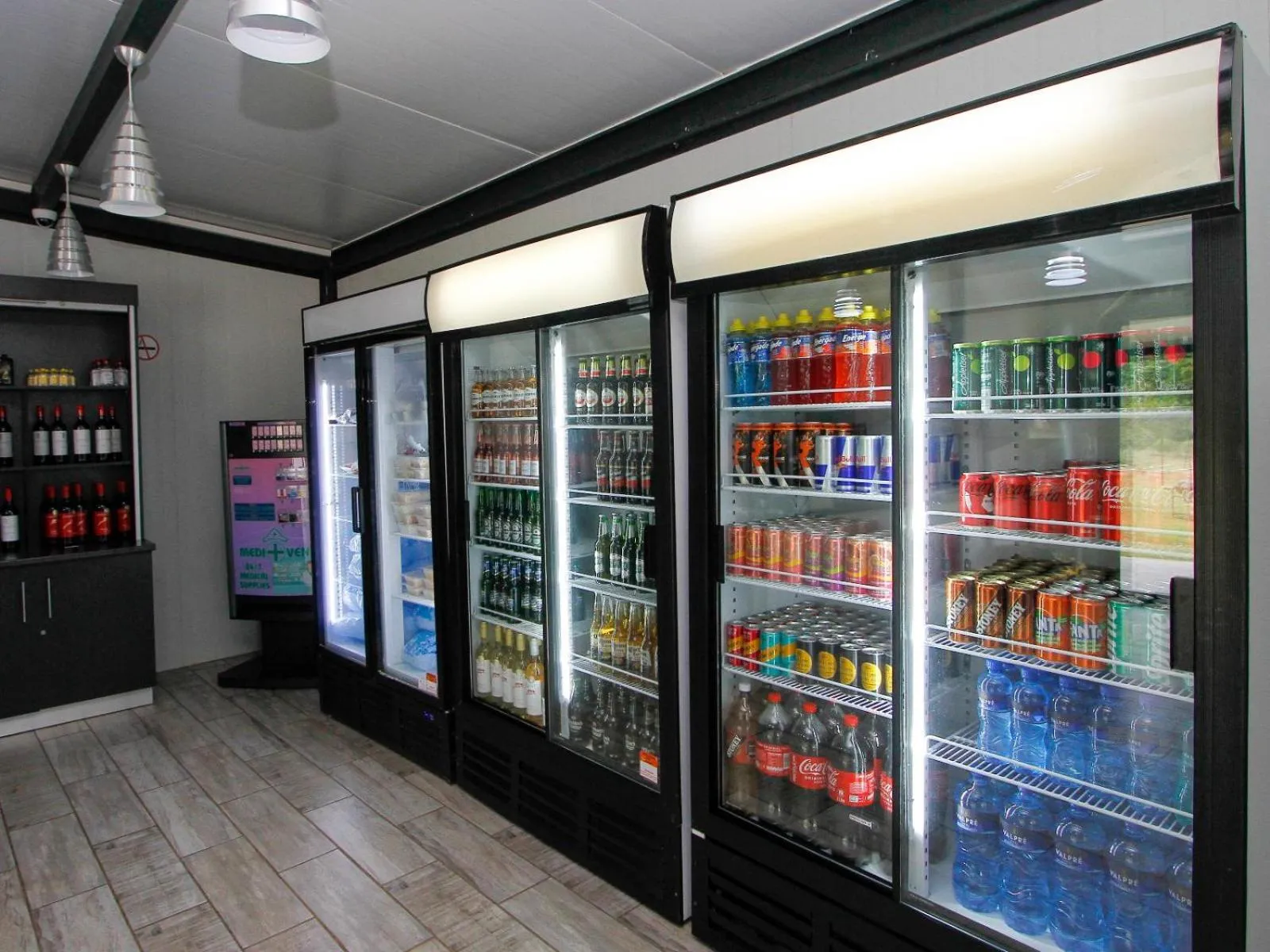 Shopping Area in SleepOver Matoks