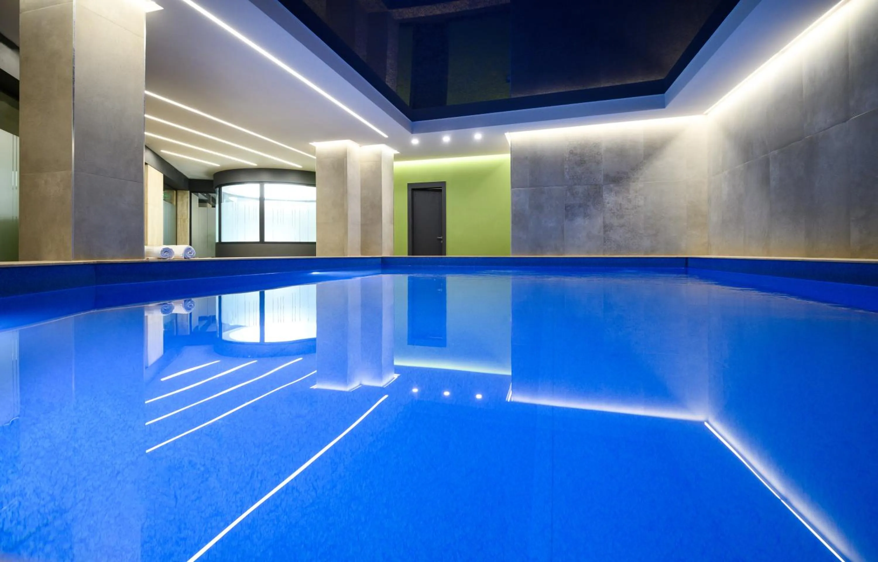 Swimming pool in Hilltop North Avenue by Stellar Hotels, Yerevan