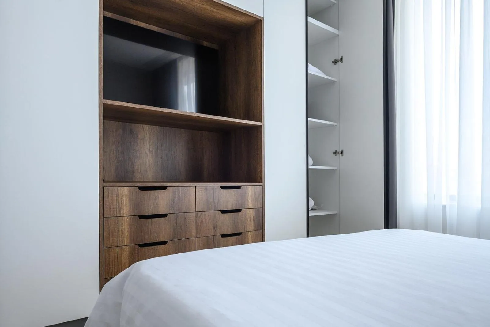 Bed in Hilltop North Avenue by Stellar Hotels, Yerevan