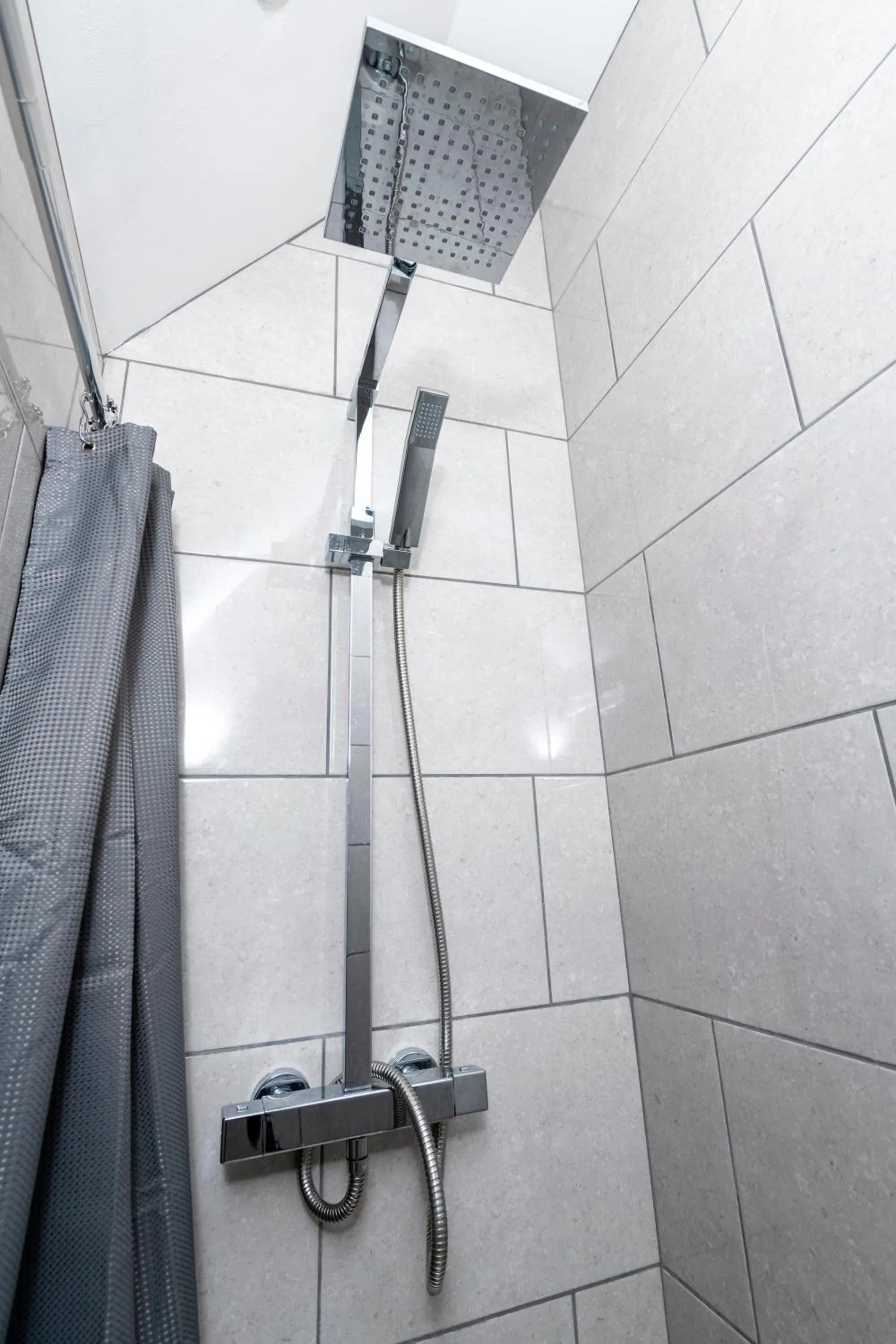 Bathroom in North Lodge