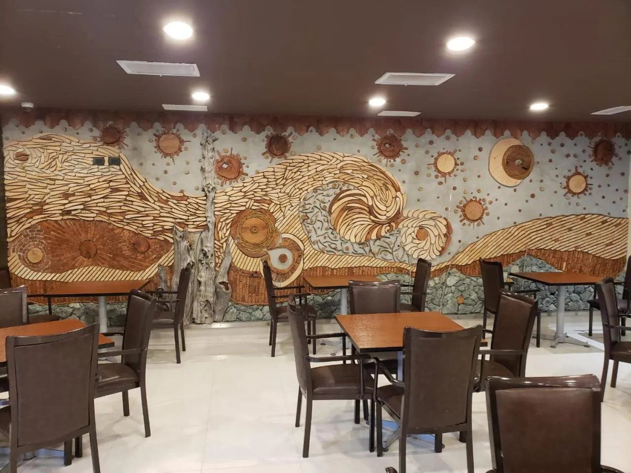 Restaurant/places to eat in Hotel Diego de Almagro Castro