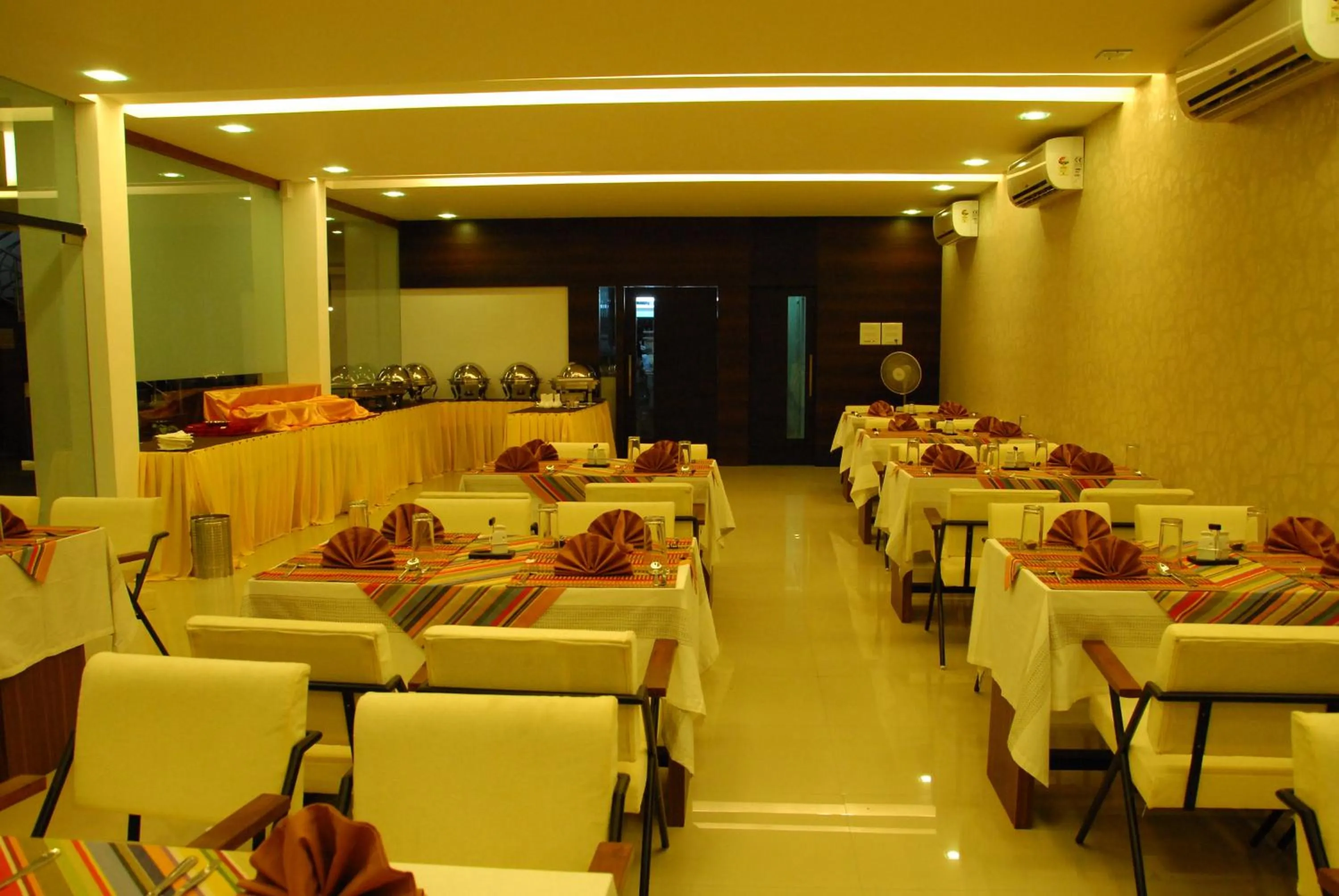 Restaurant/places to eat in Sayoojyam Residency