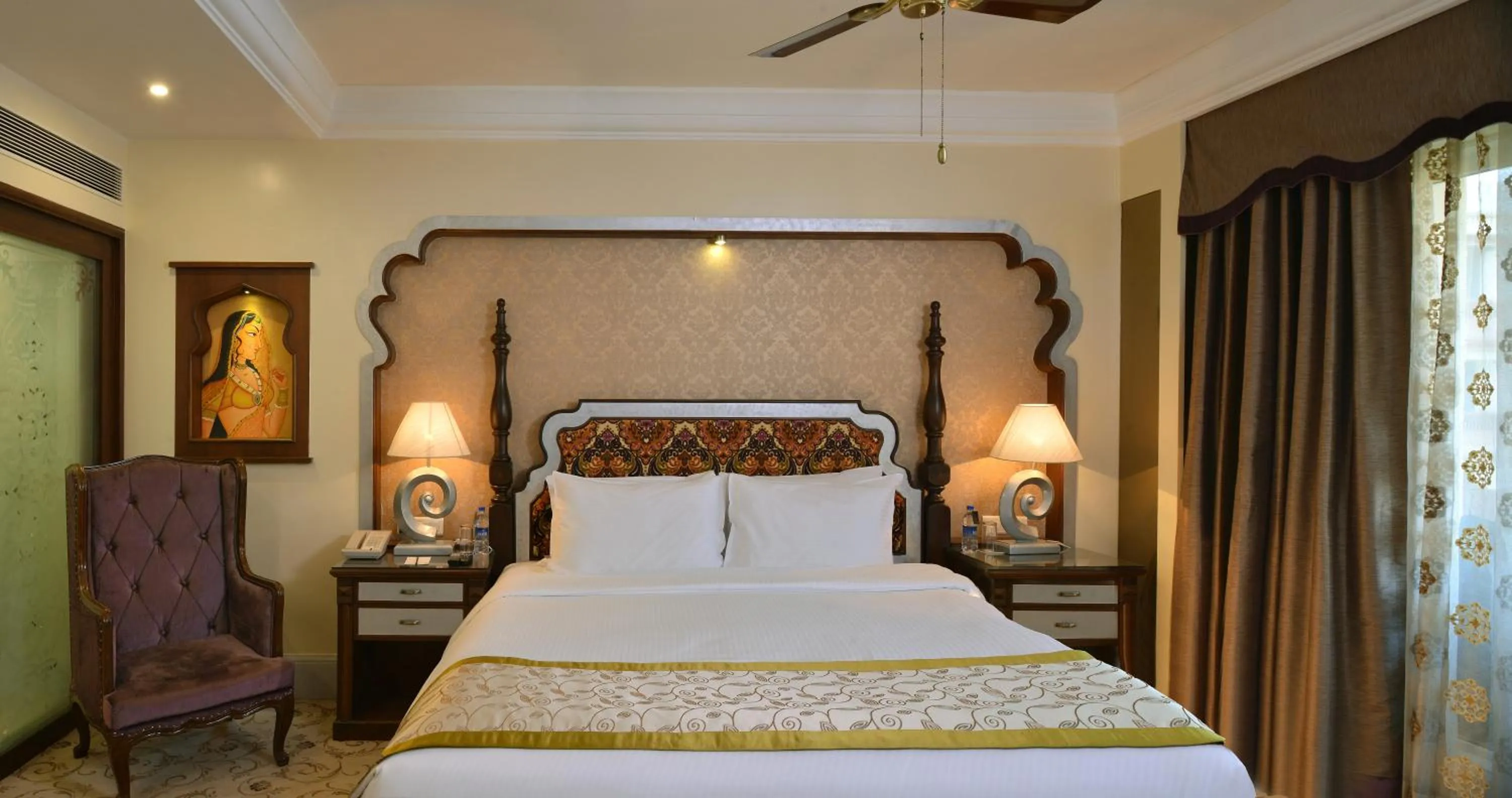 Bed in Indana Palace, Jodhpur