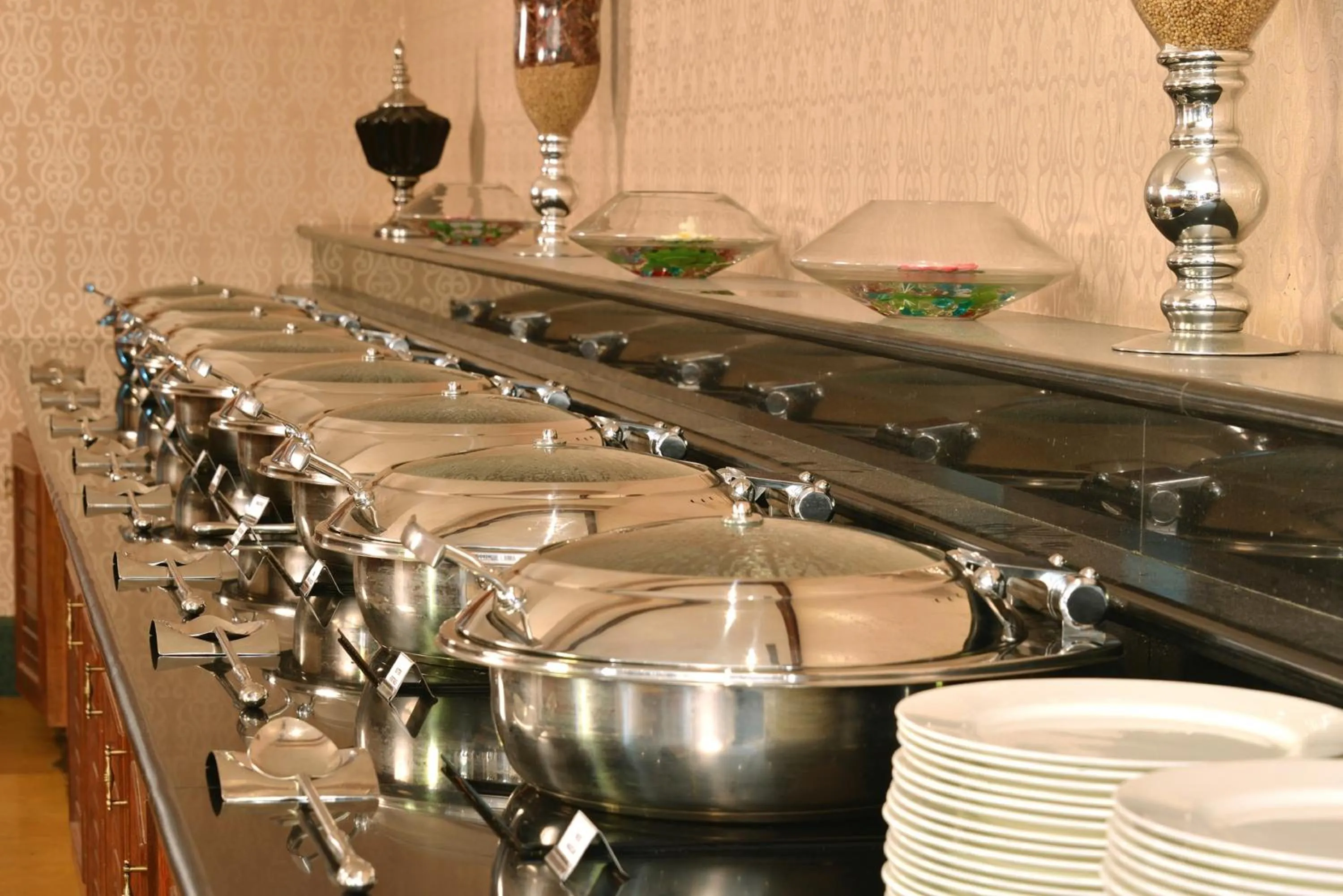 Buffet breakfast in Indana Palace, Jodhpur