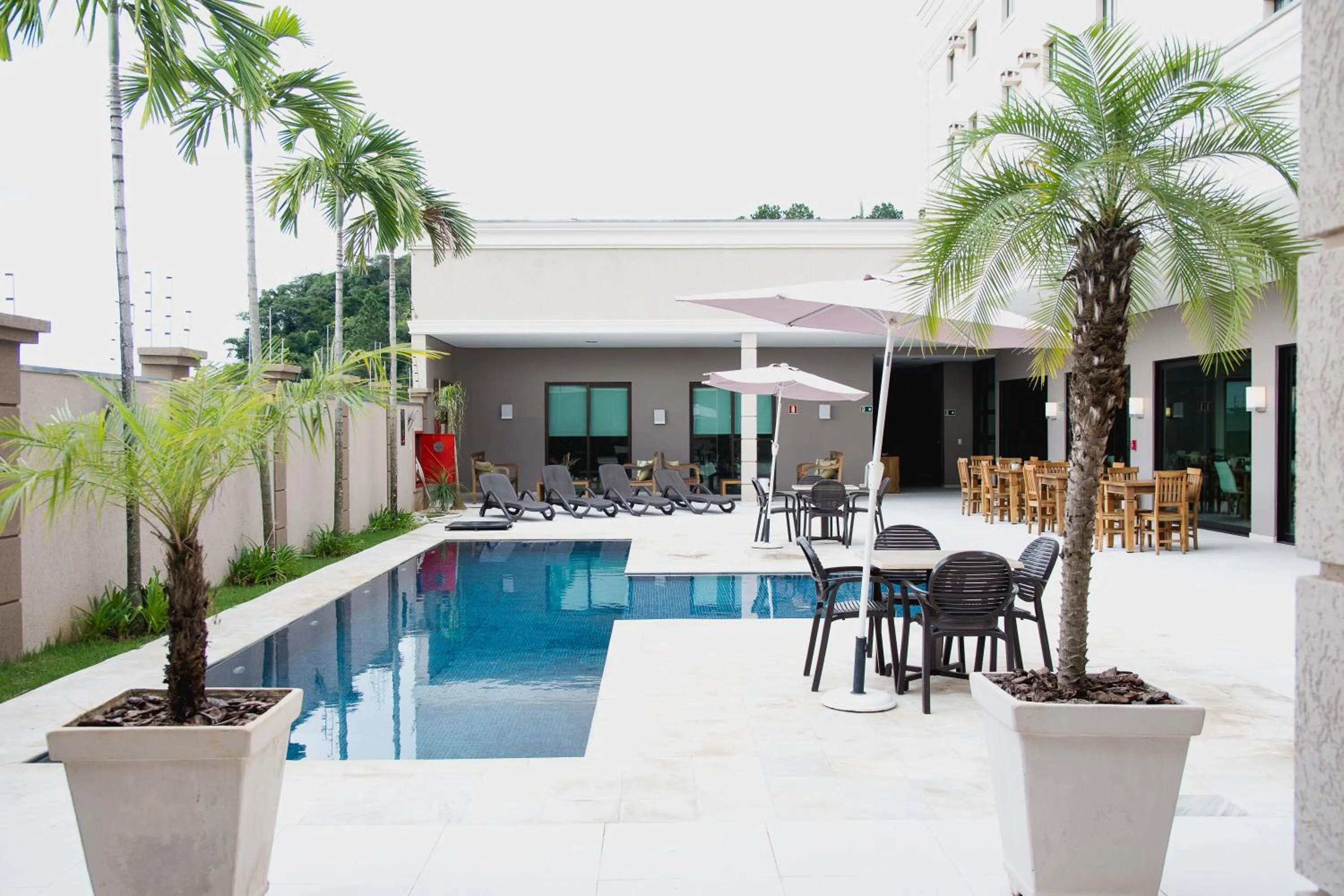 Swimming pool in Class Hotel Pouso Alegre