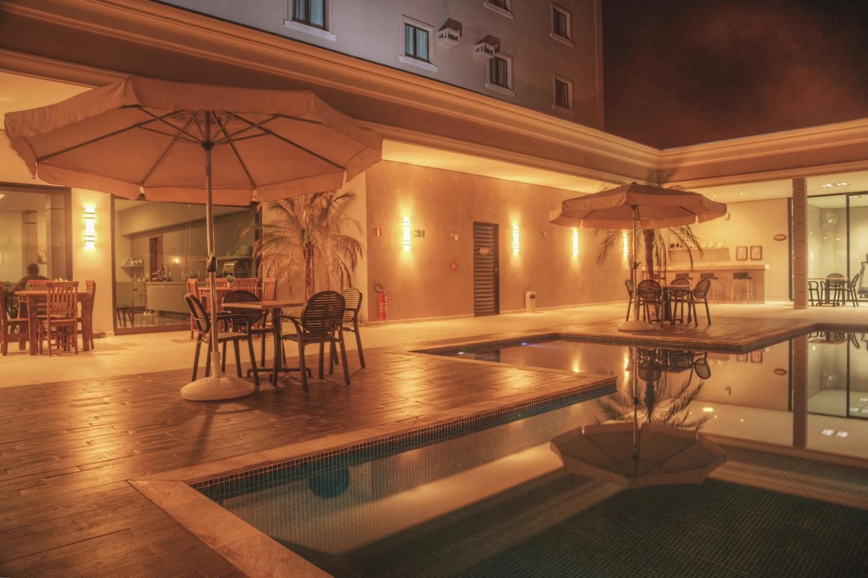 Night in Class Hotel Pouso Alegre