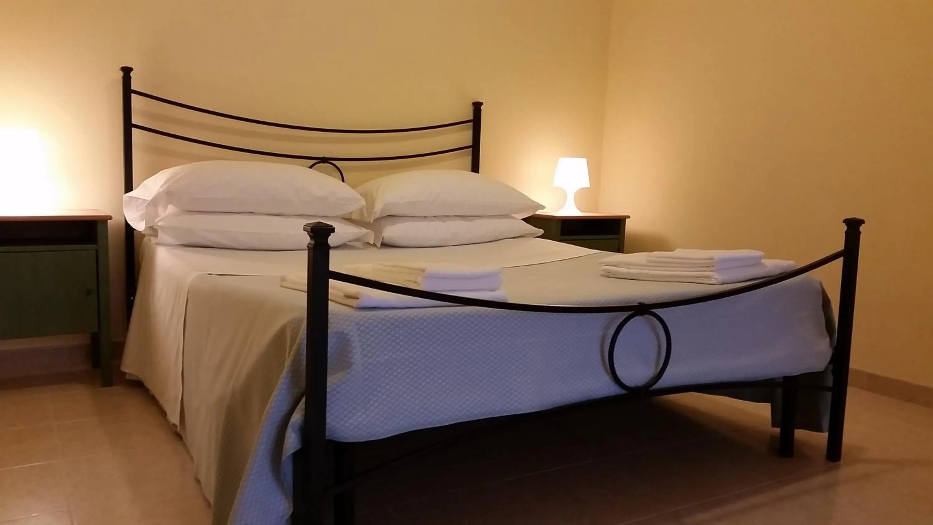 Bed in Ciao Hotel & Residence - Apartments