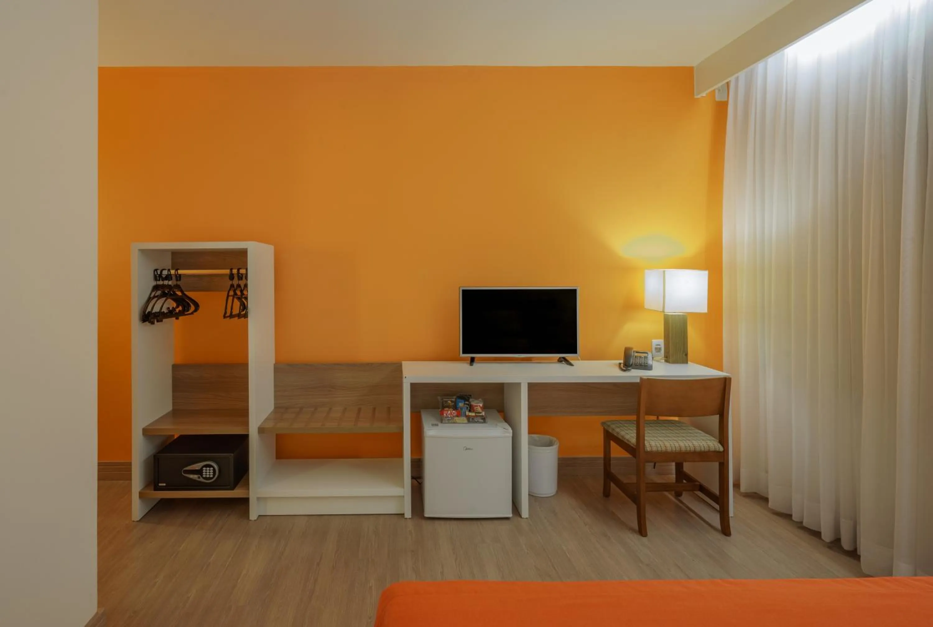 Photo of the whole room in Slim Bento Gonçalves