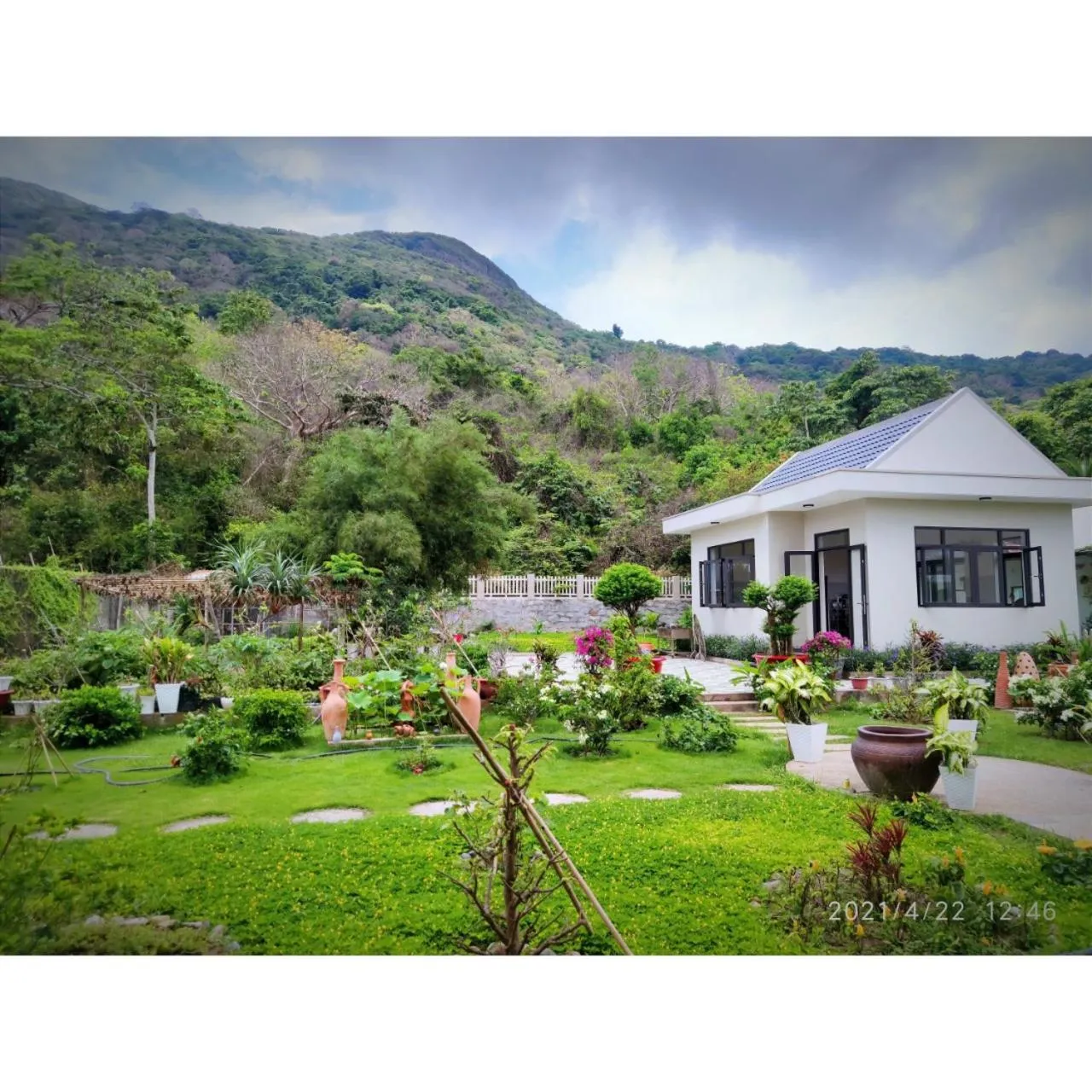 Spring in Garden House Côn Đảo