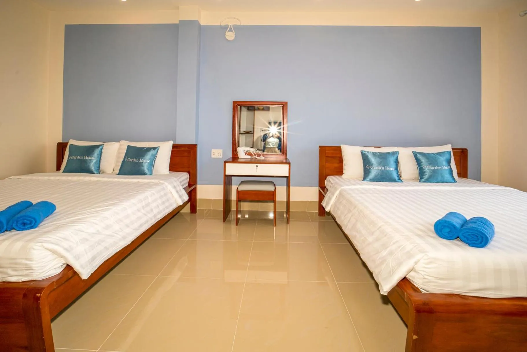 Bed in Garden House Côn Đảo