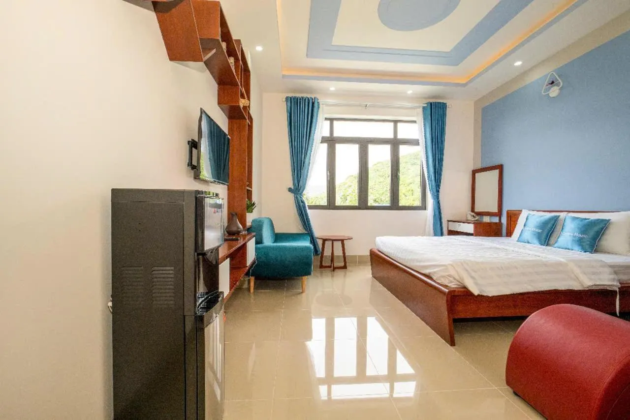 Bed in Garden House Côn Đảo