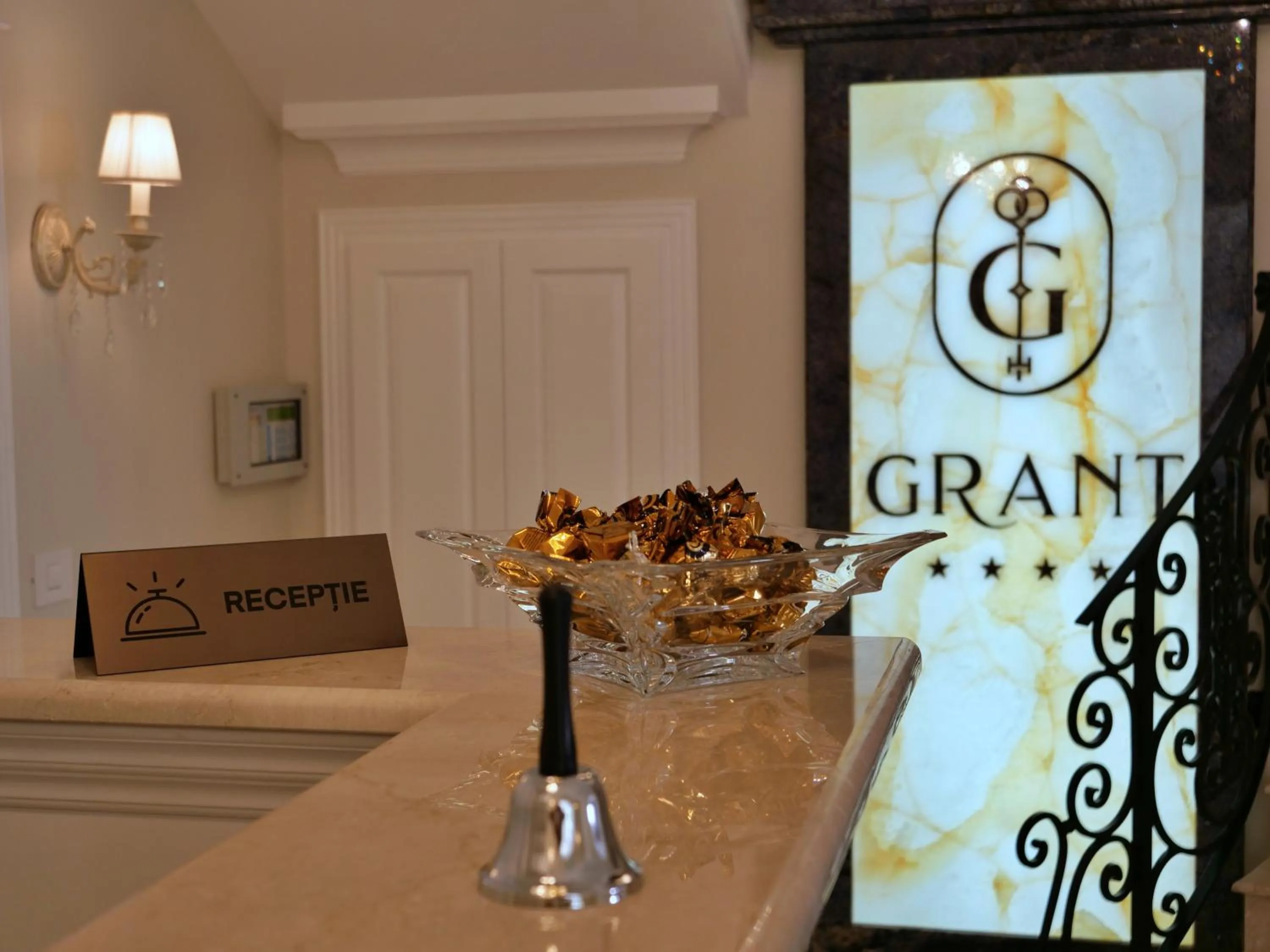 Facade/entrance in Grant Boutique Hotel