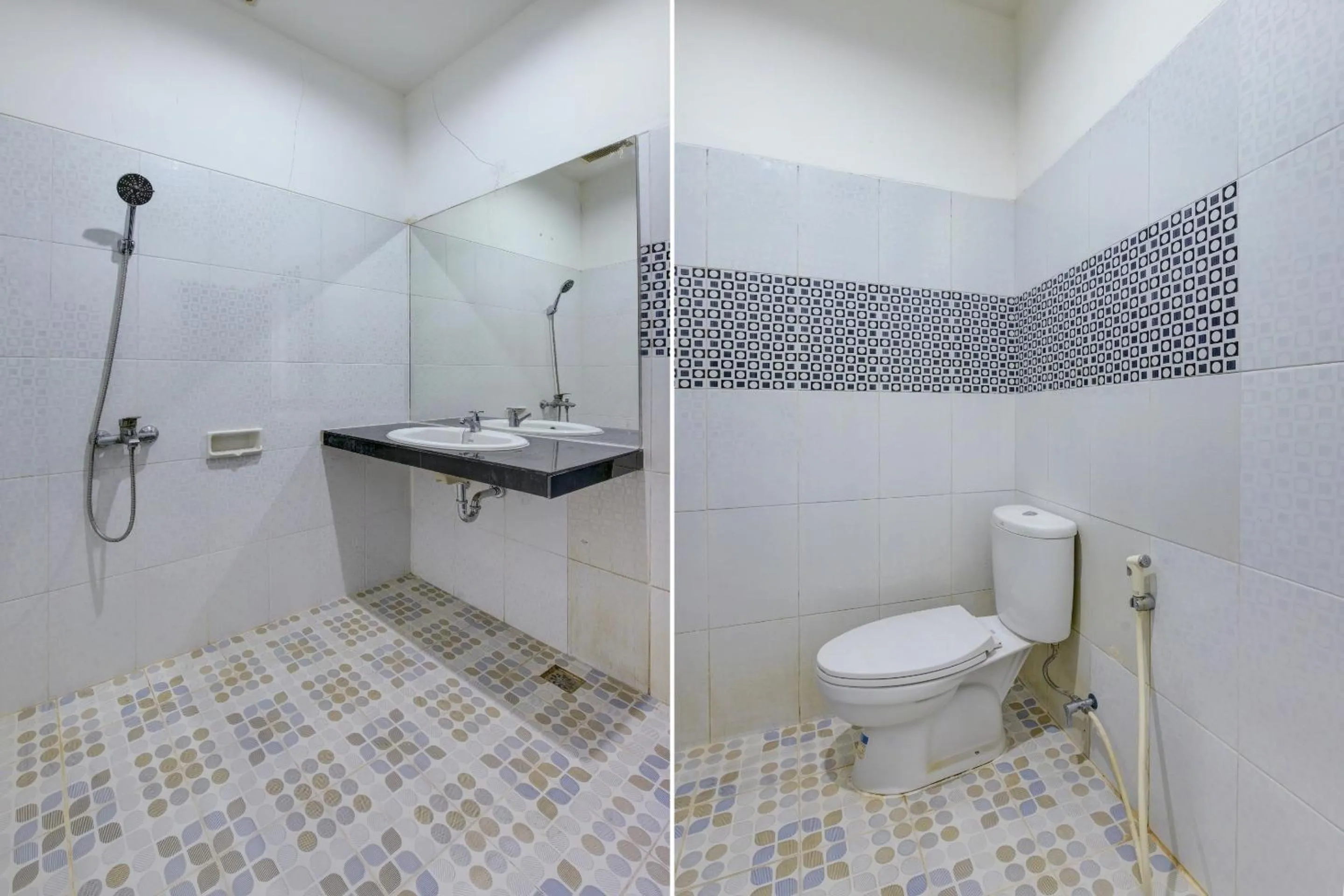 Bathroom in Super OYO 4010 Zaara Guest House Syariah
