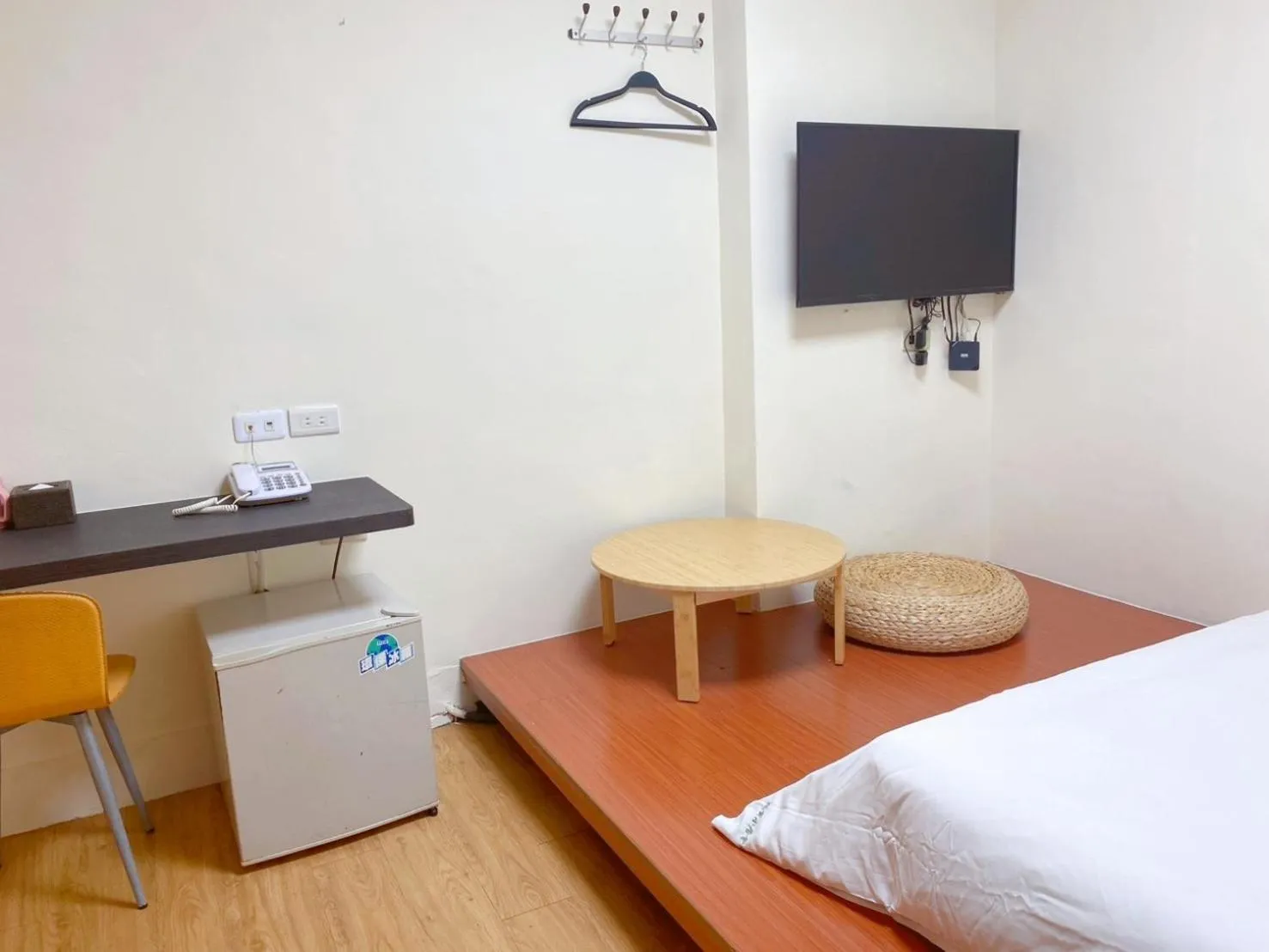 Bed in SharonInn閒雲小居會館