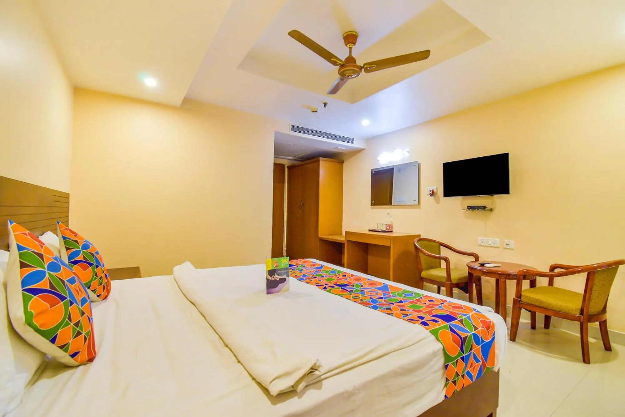 Bedroom, Bed in Via Deccan Heritage