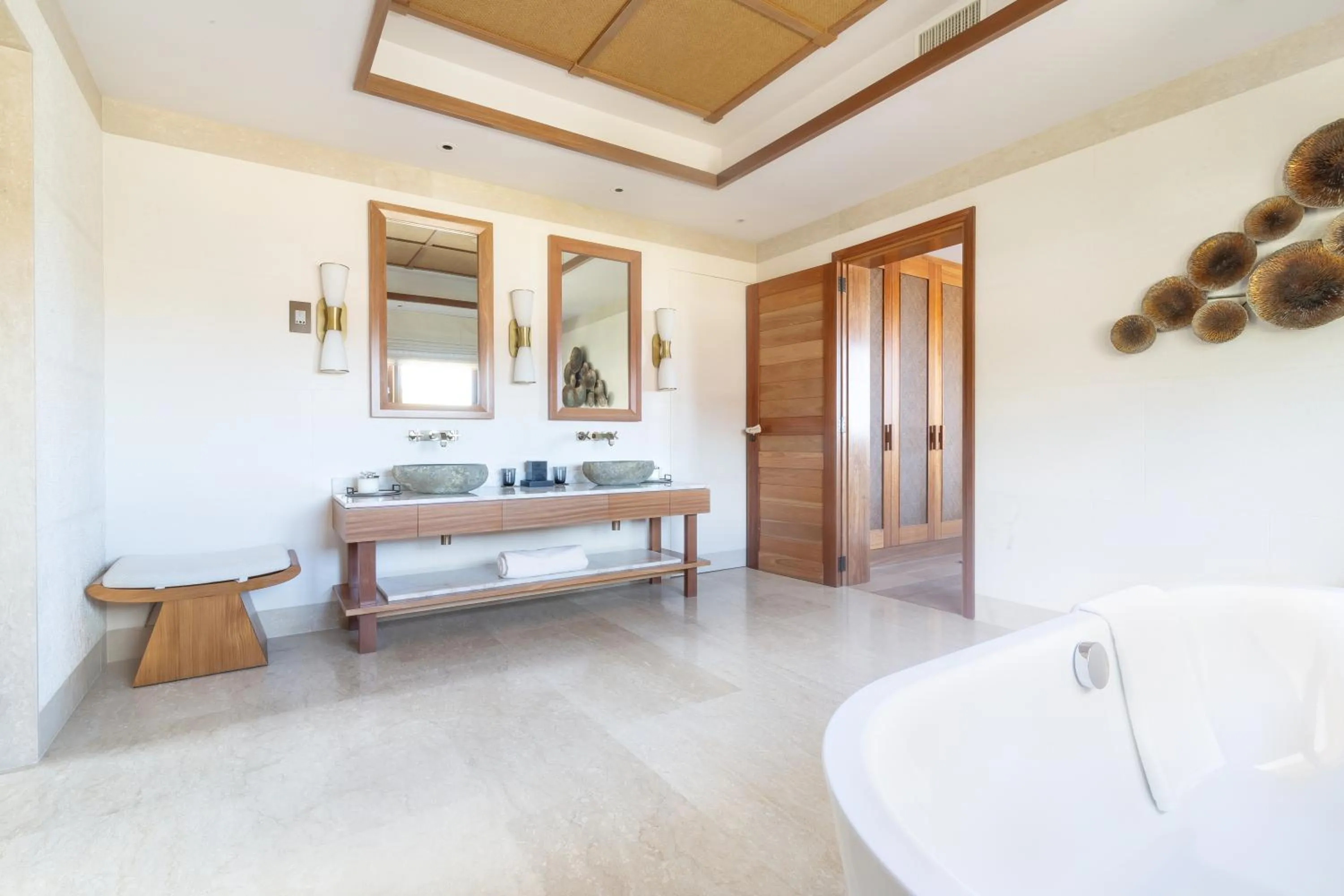 Toilet, Bed in L'Escale Resort Marina & Spa - Small Luxury Hotels of the World