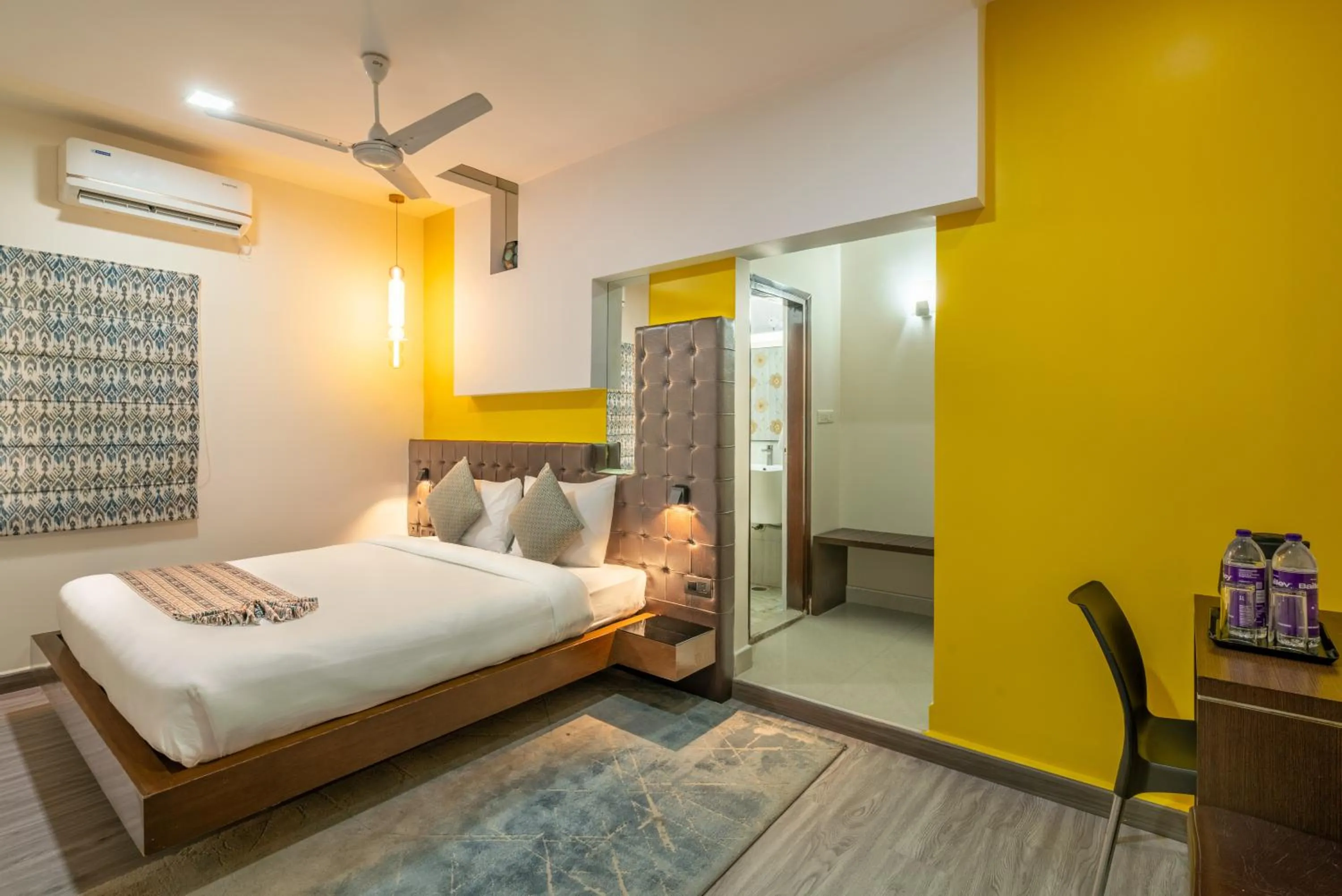 Bed in Hotel Serenity La Vista