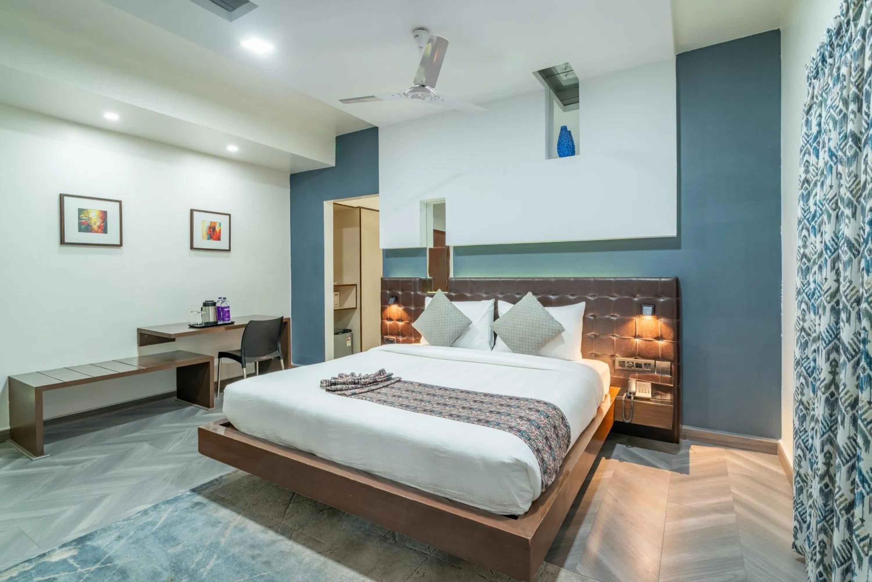 Bed in Hotel Serenity La Vista