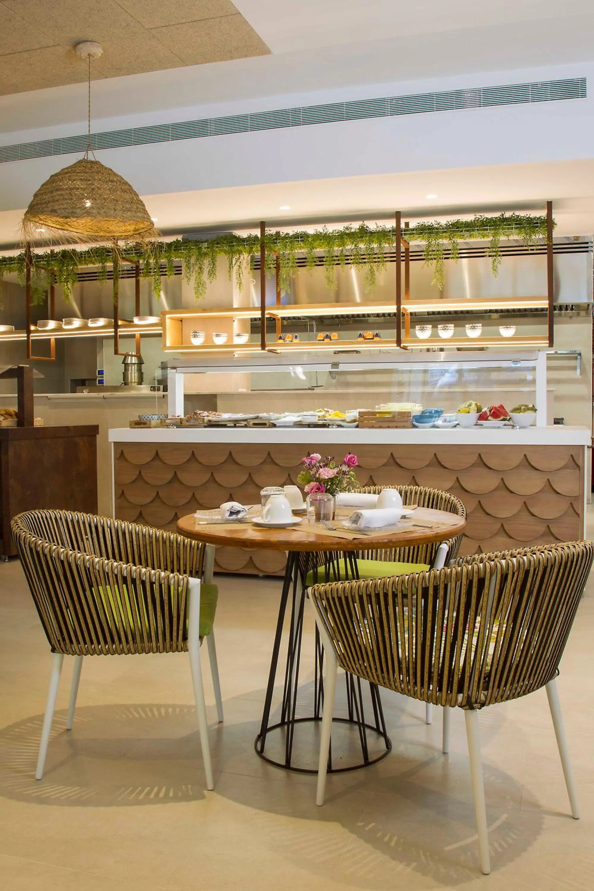 Dining area in May Altafulla Beach Boutique Hotel