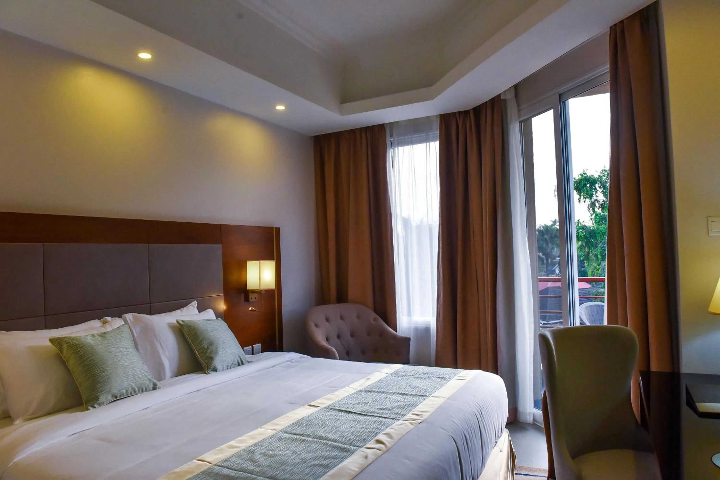 Bedroom, Bed in Admas Grand Hotel