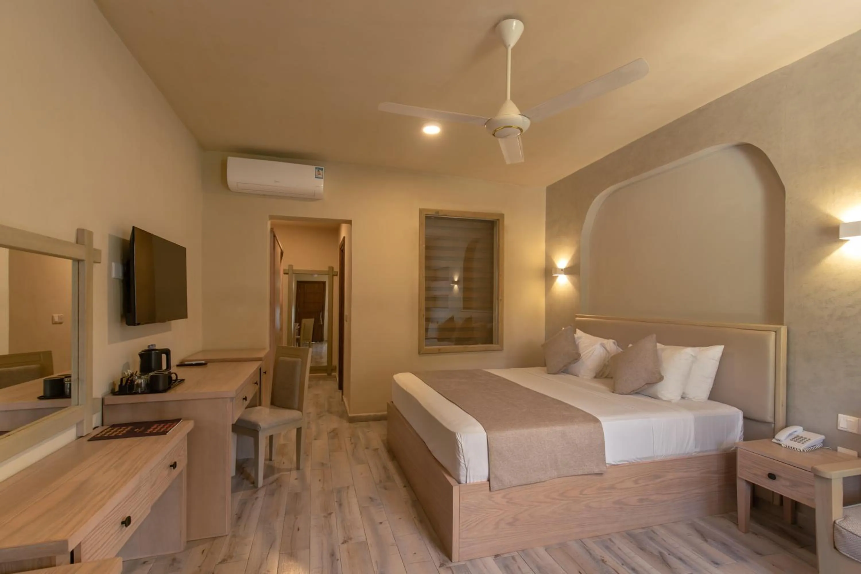 Bedroom, Bed in Kiwengwa Beach Resort