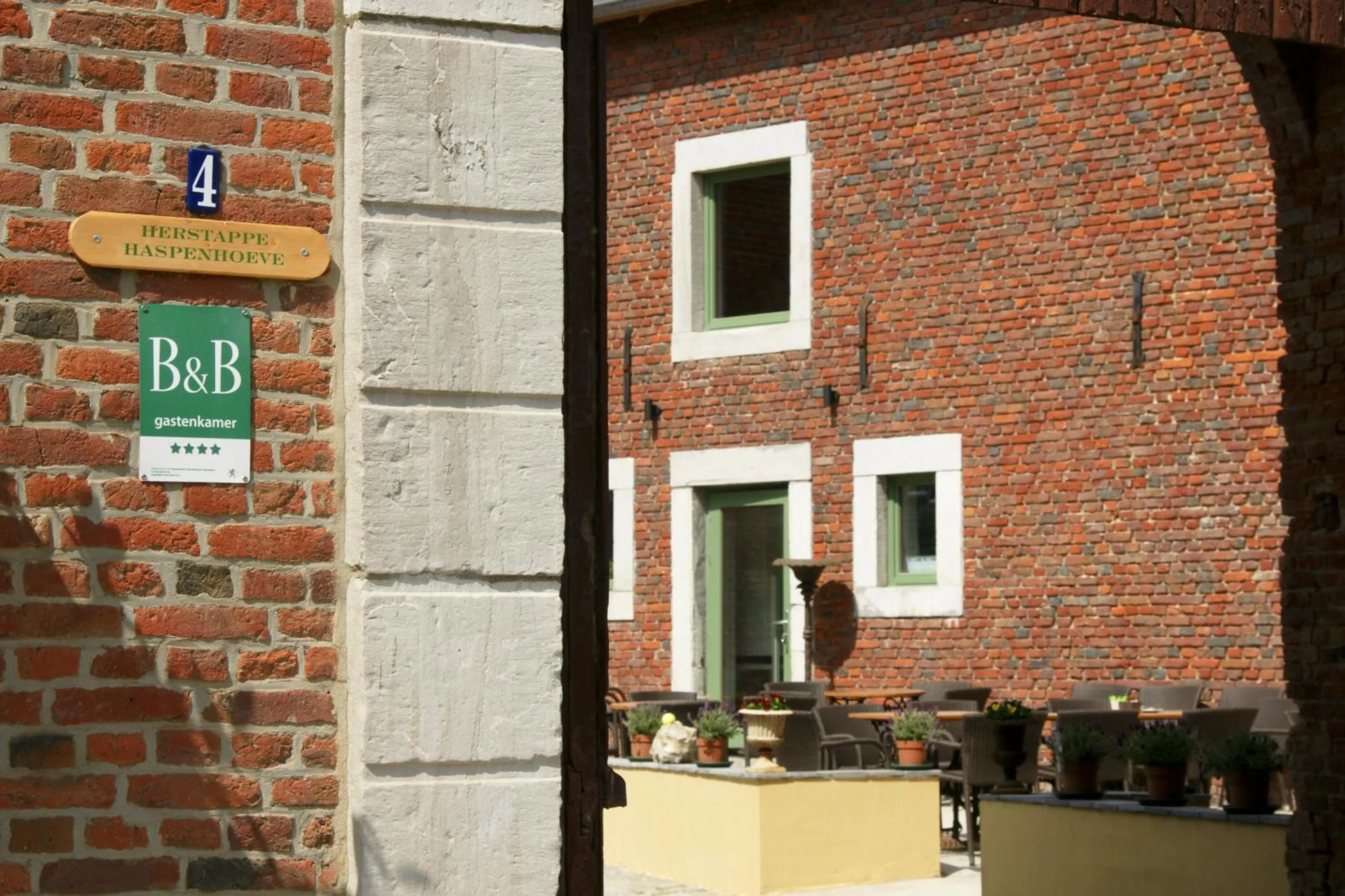 Facade/entrance in B&B Haspenhoeve