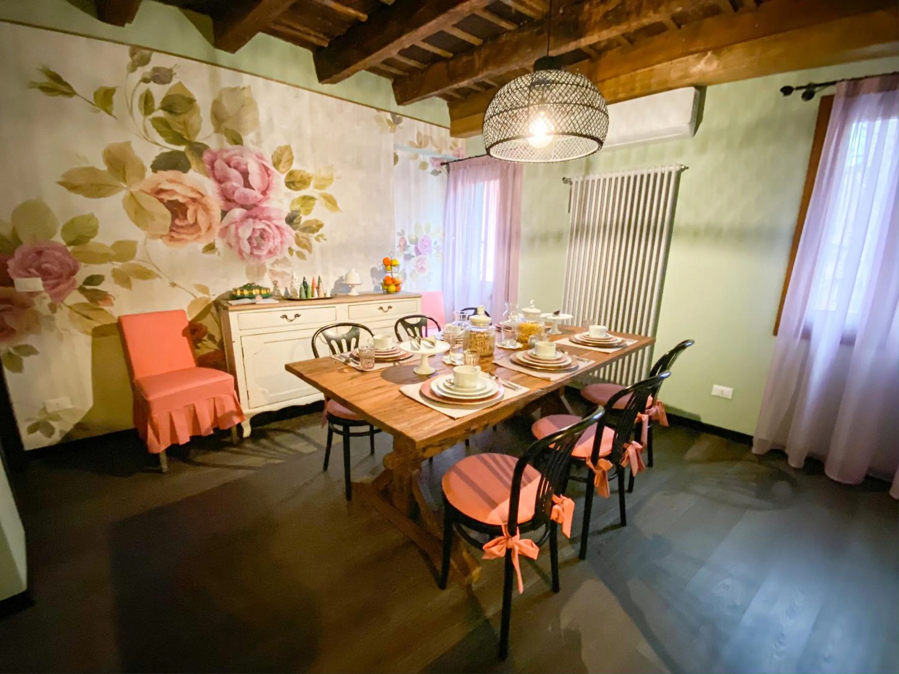 Dining area in Rigoletto Charm